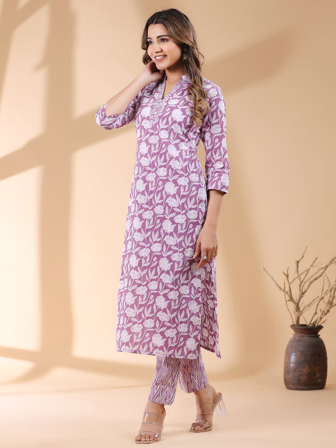 Janasya Light Cotton Floral Straight Kurta Set | Swadesiicart