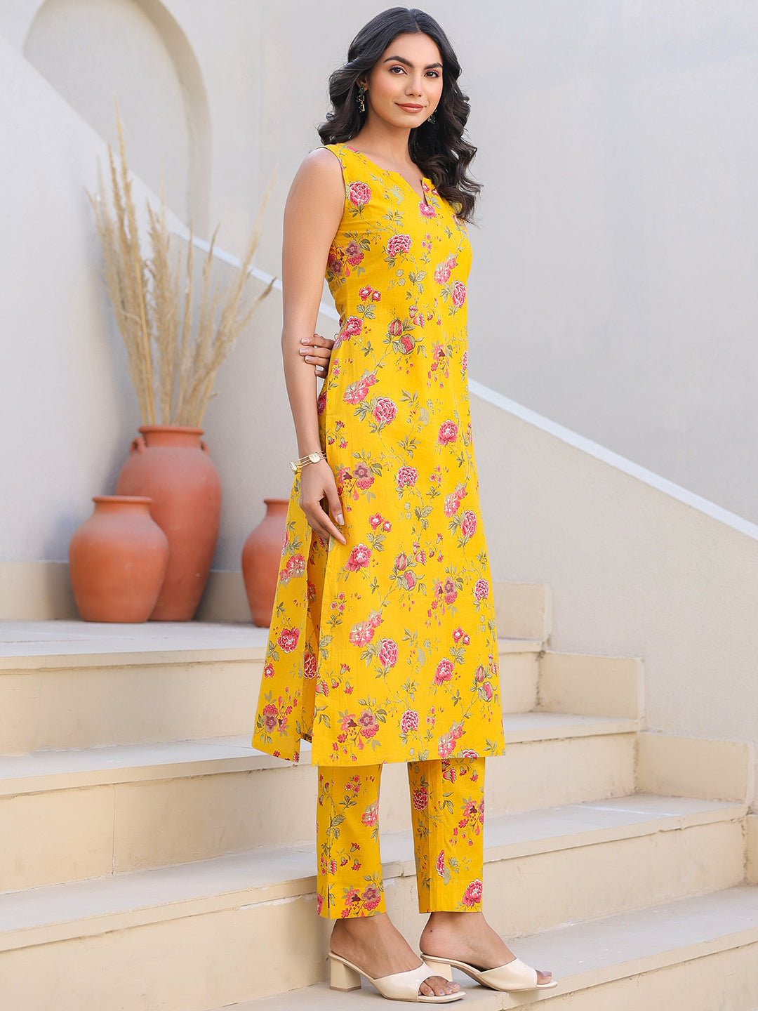 Janasya Bright Cotton Floral Straight Kurta Set | Swadesiicart