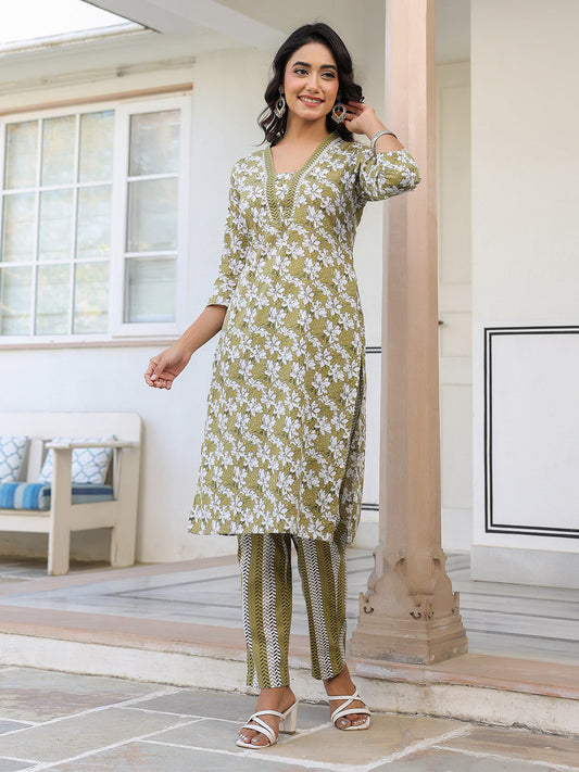 Janasya Dark Cotton Floral Straight Kurta Set | Swadesiicart