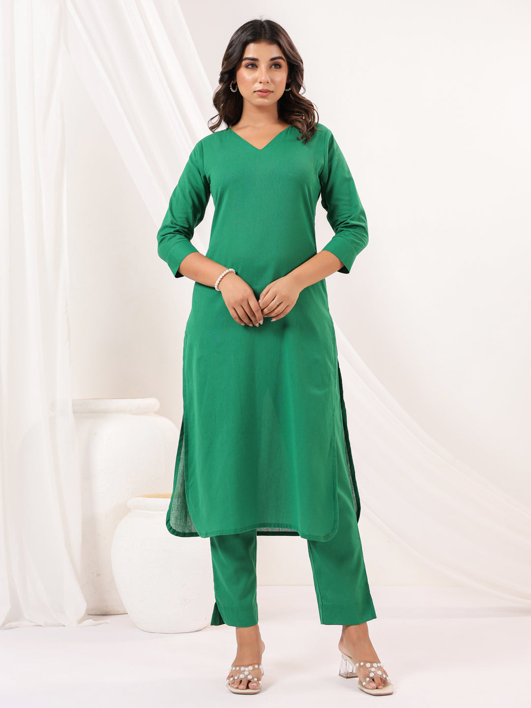 Janasya Dark Cotton Solid Straight Kurta Set | Swadesiicart