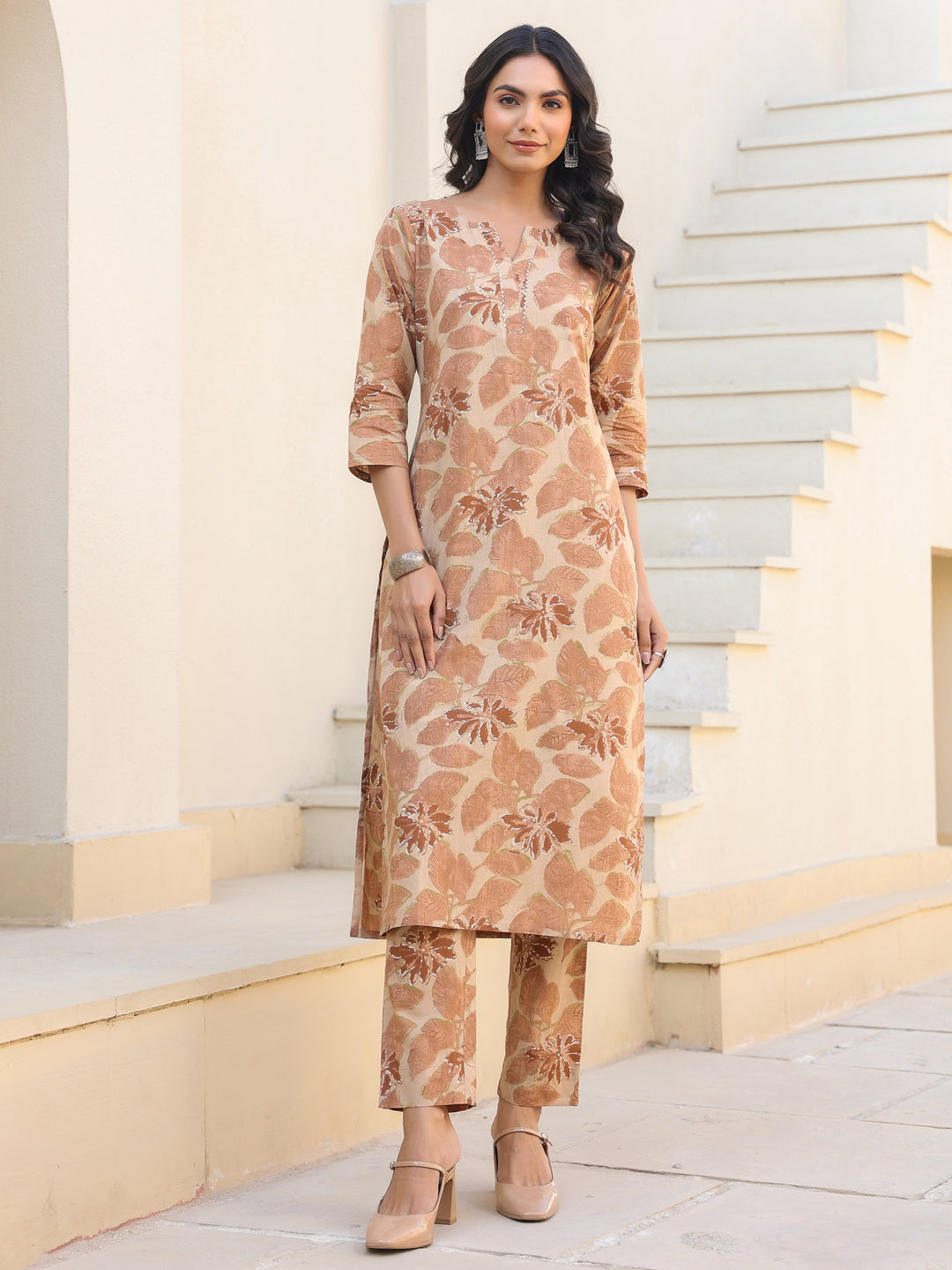 Janasya Light Cotton Floral Straight Kurta Set | Swadesiicart