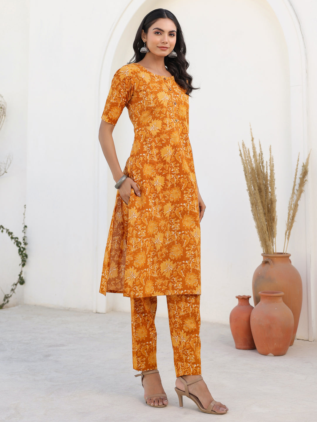 Janasya Bright Cotton Floral Straight Kurta Set | Swadesiicart