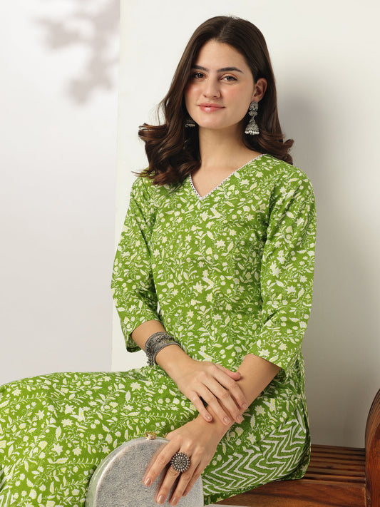 Janasya Bright Cotton Floral Straight Kurta Set | Swadesiicart