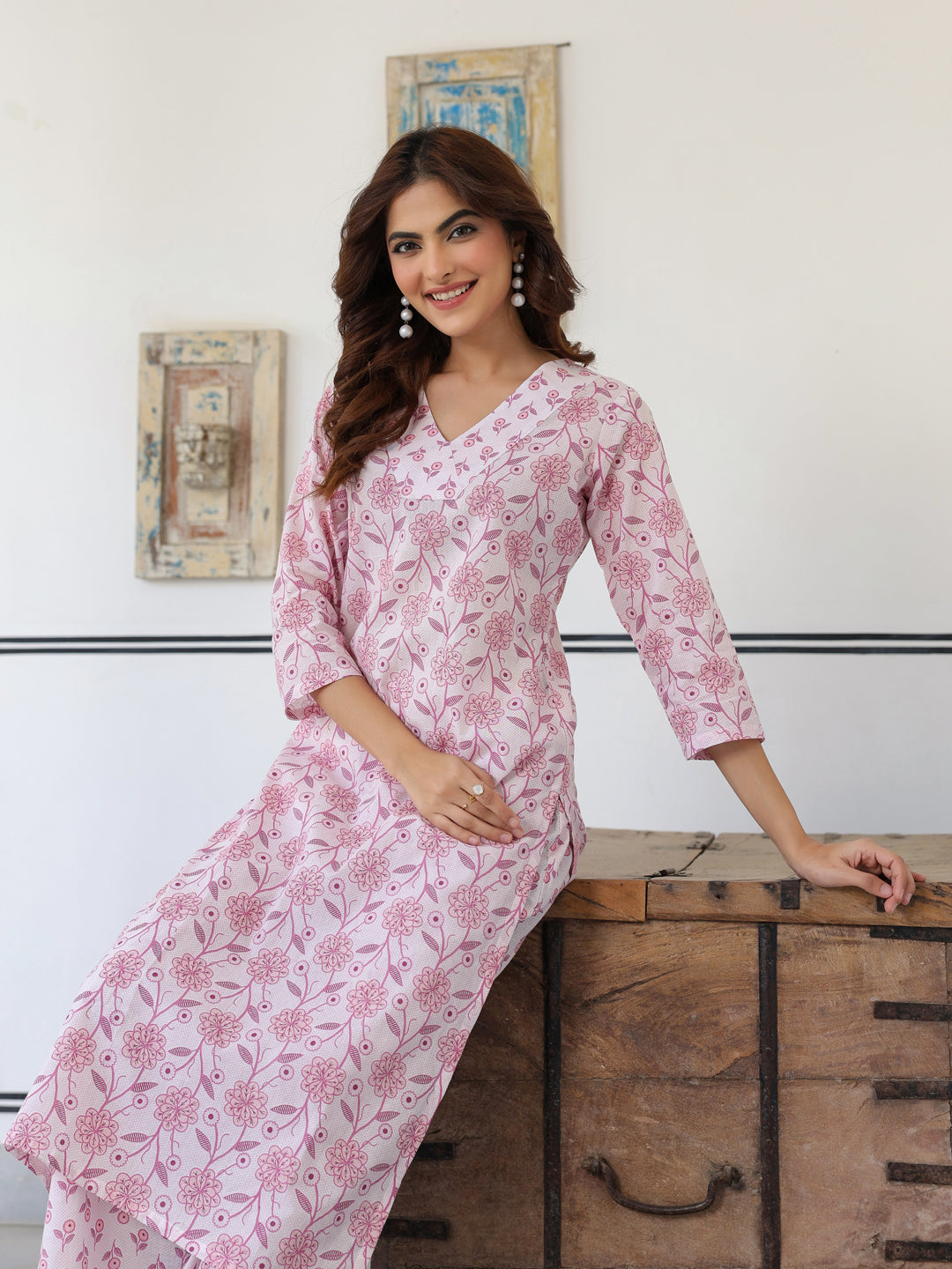 Janasya Light Cotton Floral Straight Kurta Set | Swadesiicart