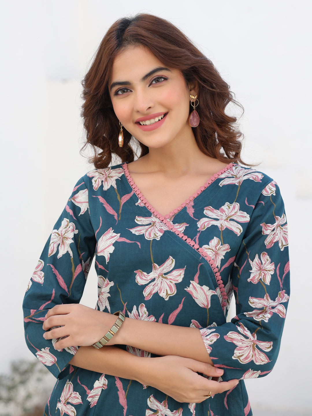 Janasya Dark Cotton Floral A-Line Kurta Set | Swadesiicart