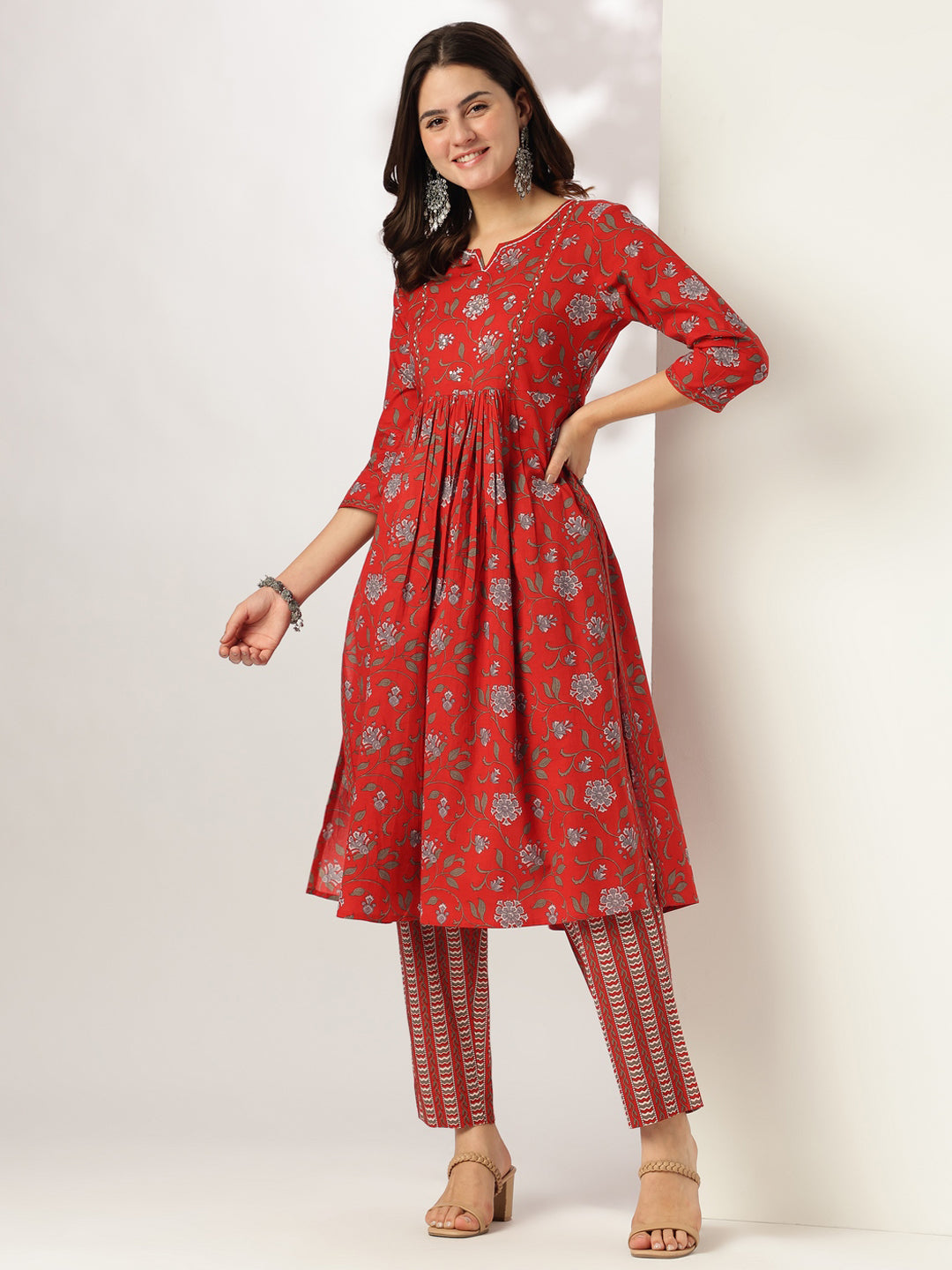 Janasya Dark Cotton Floral A-Line Kurta Set | Swadesiicart
