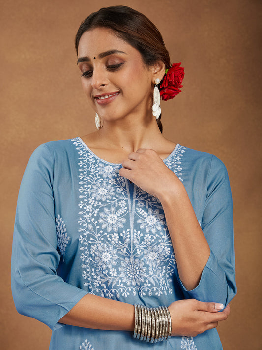 Janasya Light Rayon Embroidered Straight Kurta - Swadesiicart