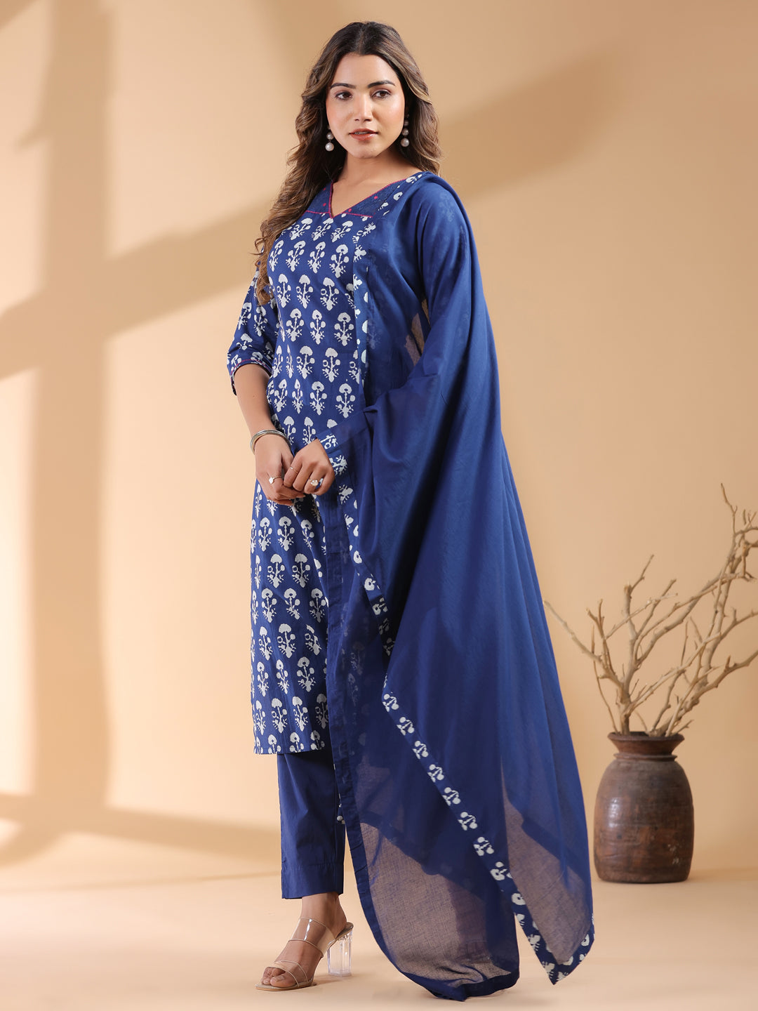 Janasya Dark Cotton Ethnic Motifs Straight Kurta Set | Swadesiicart