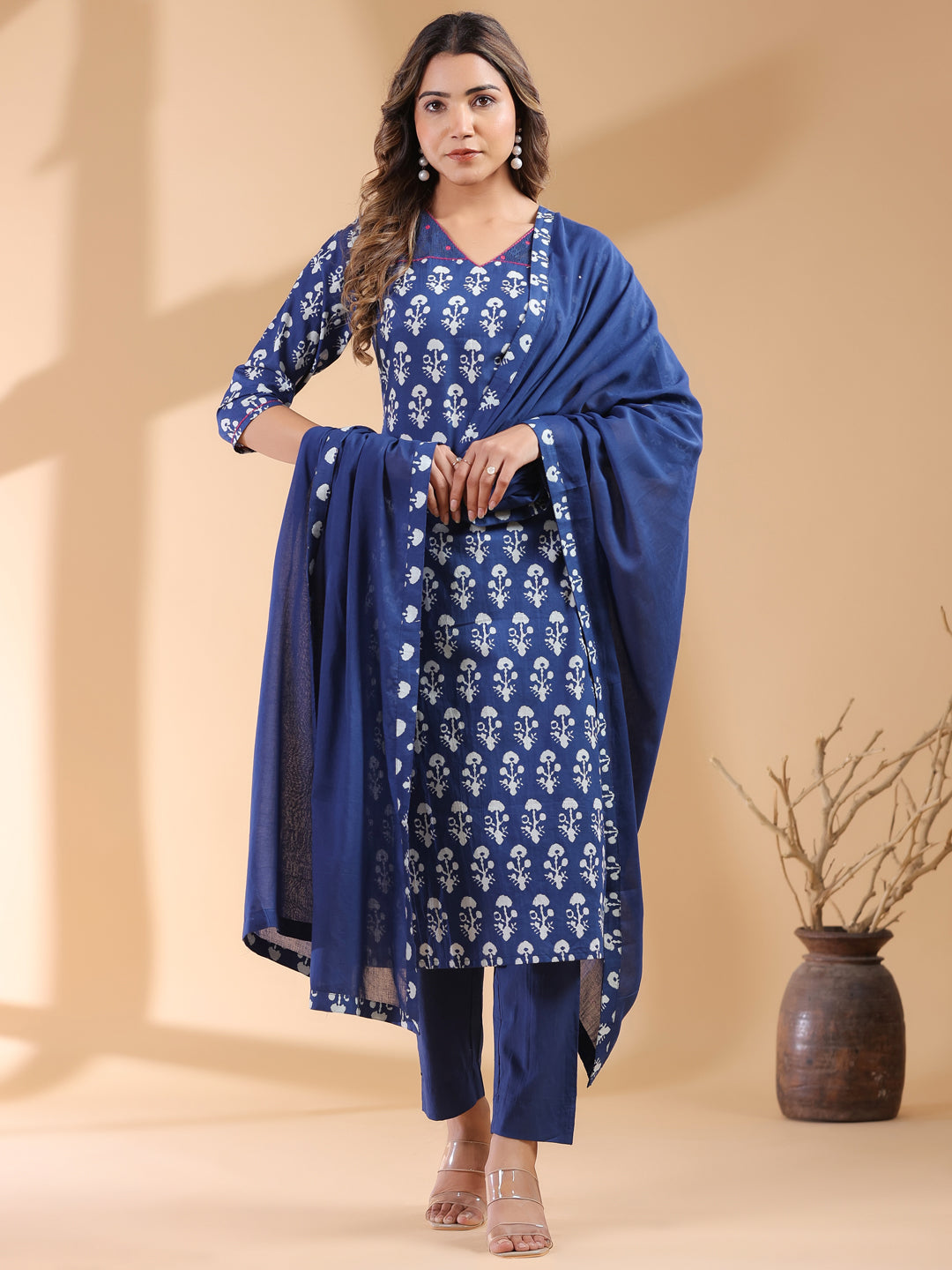 Janasya Dark Cotton Ethnic Motifs Straight Kurta Set | Swadesiicart