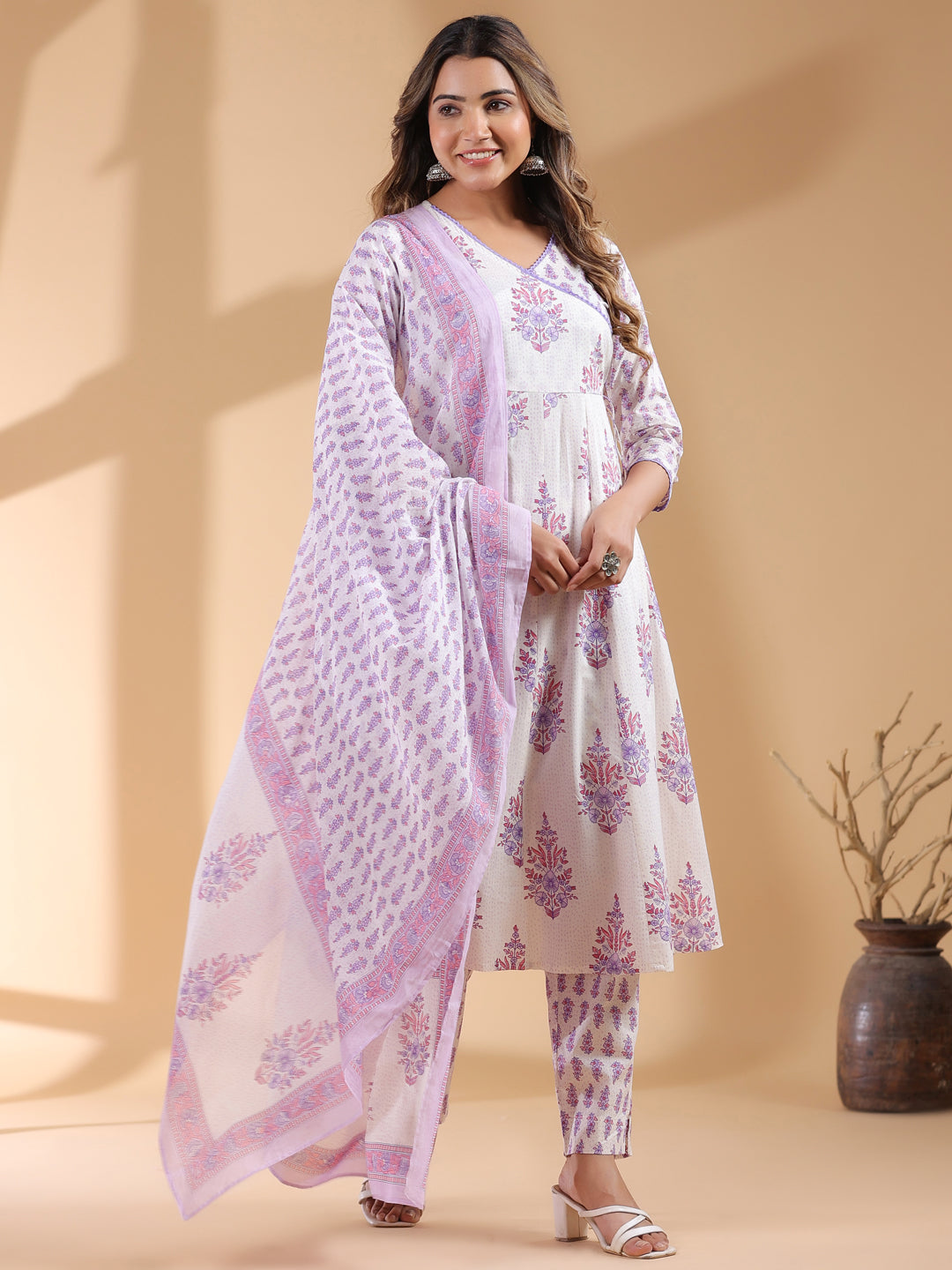 Janasya Light Cotton Floral Angrakha Kurta Set | Swadesiicart