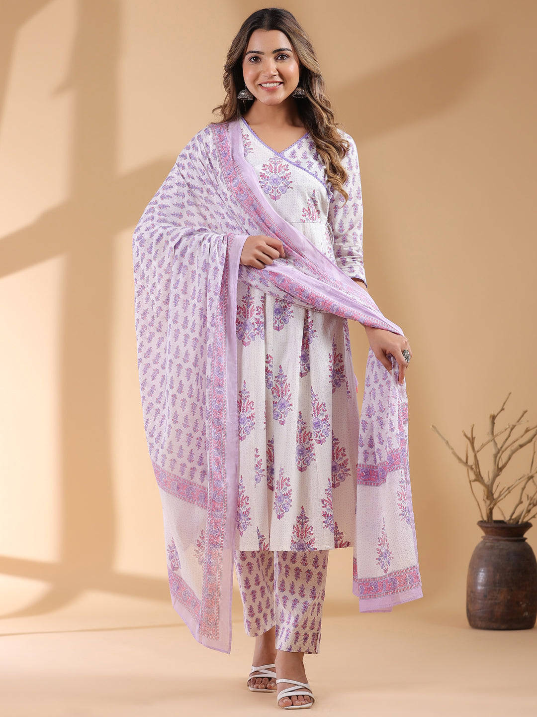 Janasya Light Cotton Floral Angrakha Kurta Set | Swadesiicart
