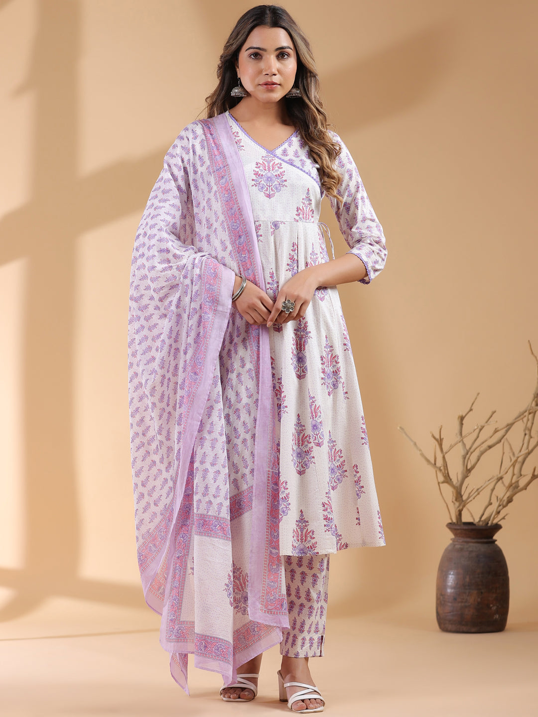 Janasya Light Cotton Floral Angrakha Kurta Set | Swadesiicart