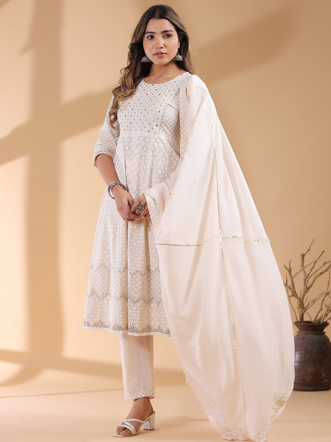 Janasya Light Cotton Ethnic Motifs Anarkali Kurta Set | Swadesiicart