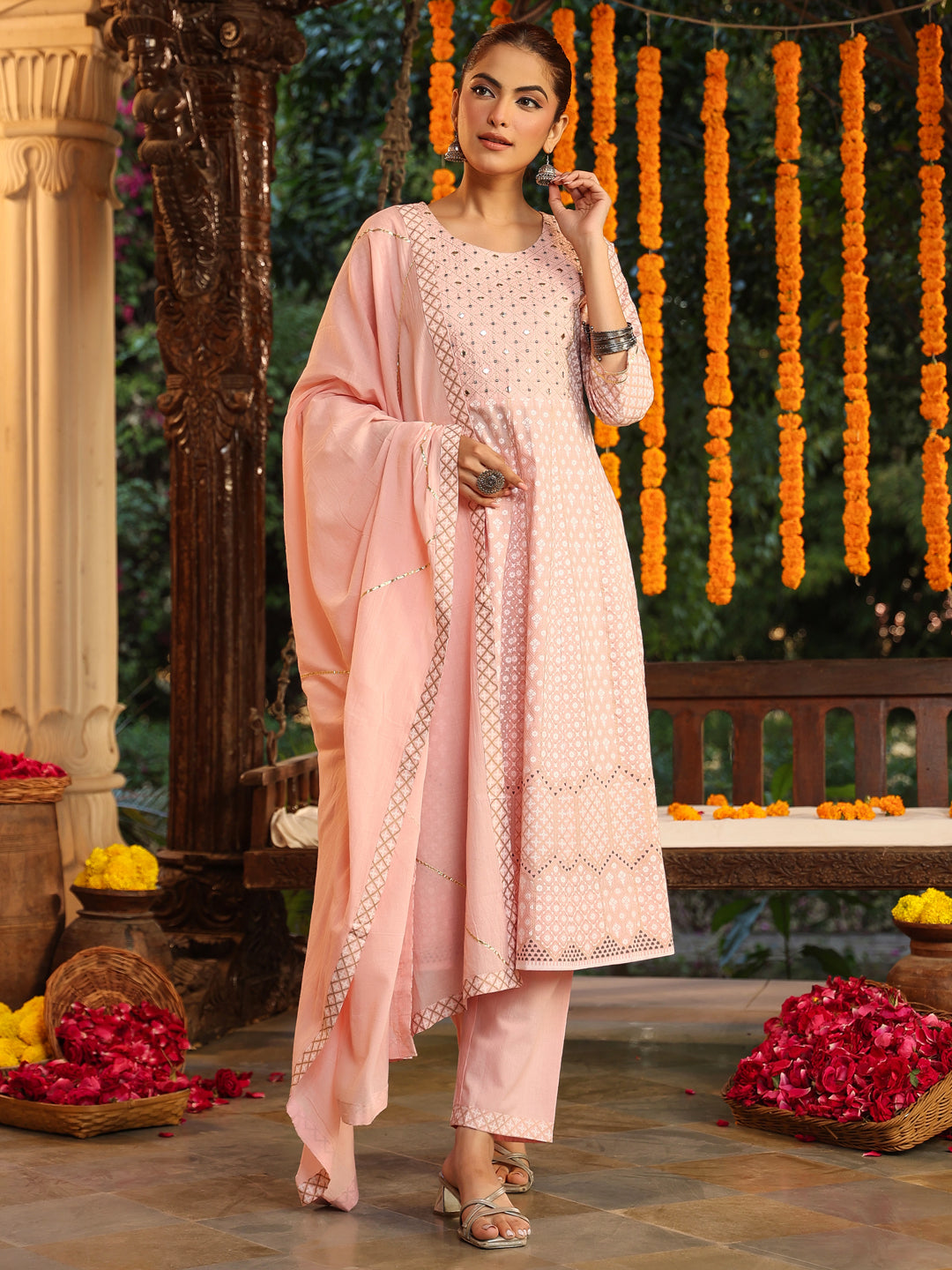 Janasya Light Cotton Ethnic Motifs Anarkali Kurta Set | Swadesiicart