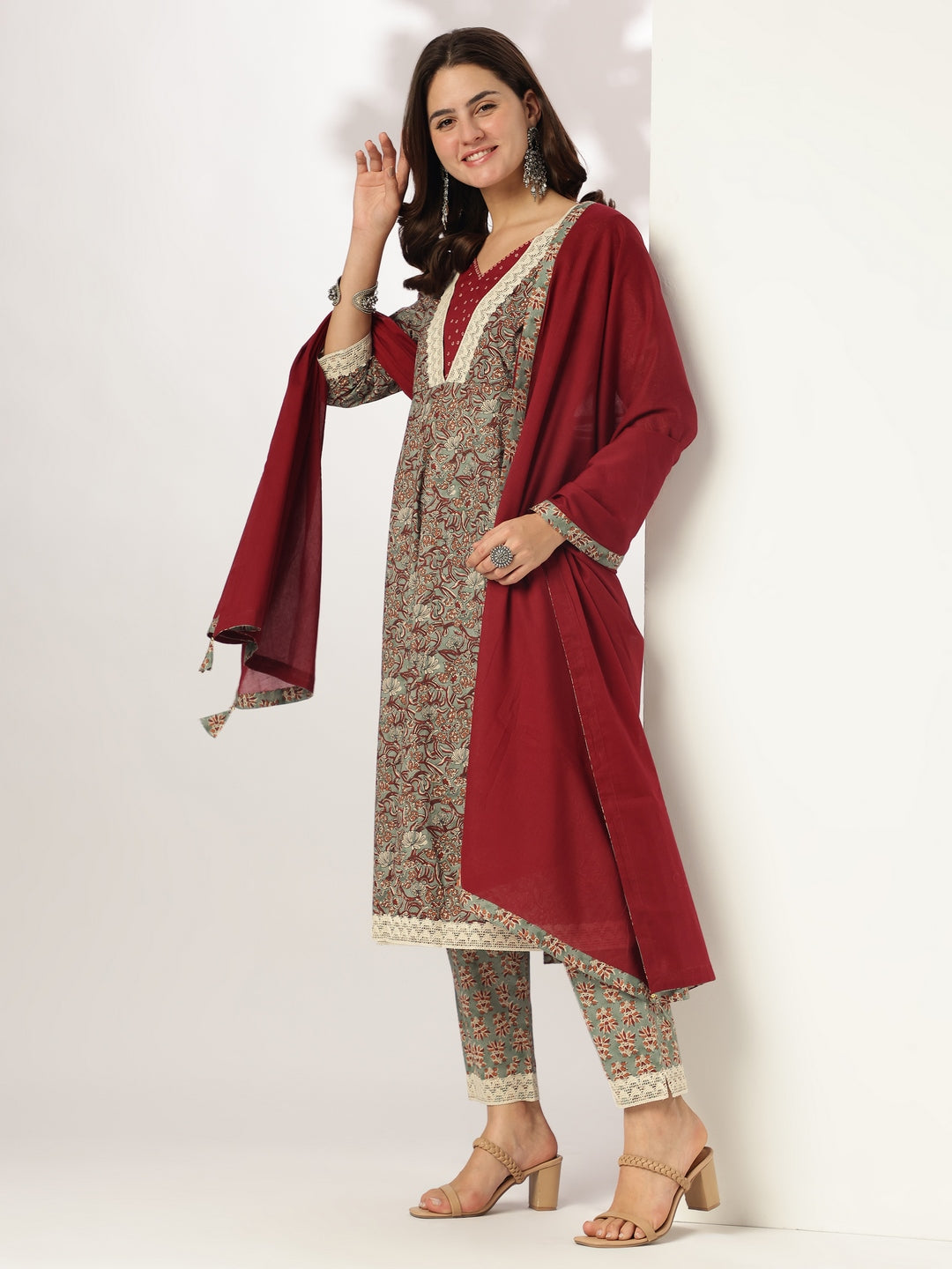 Janasya Light Cotton Floral Anarkali Kurta Set | Swadesiicart