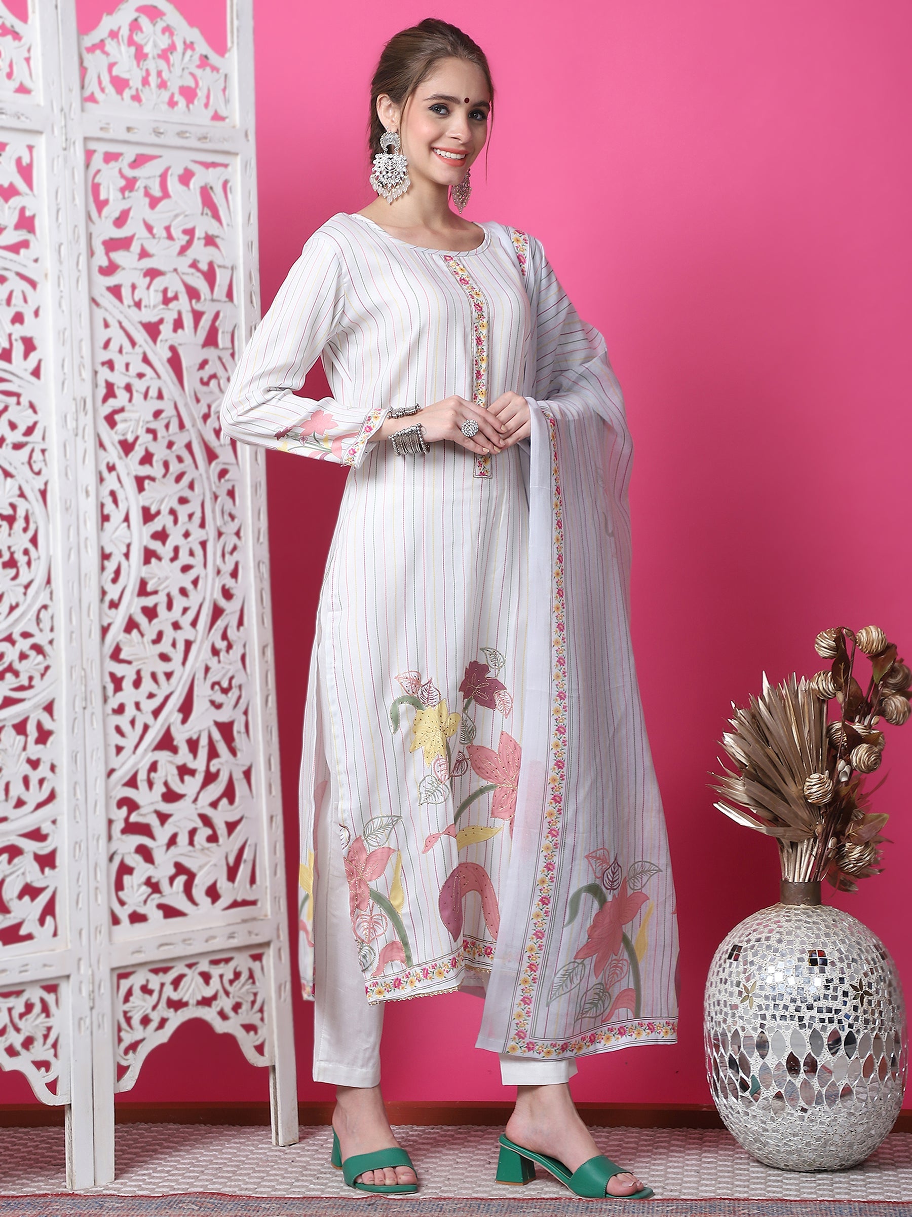 Jyoti Fashion Women's Off White Cotton Geometric Digital Print with Jari & Crystal Kurta with Trouser & Dupatta | Swadesiicart