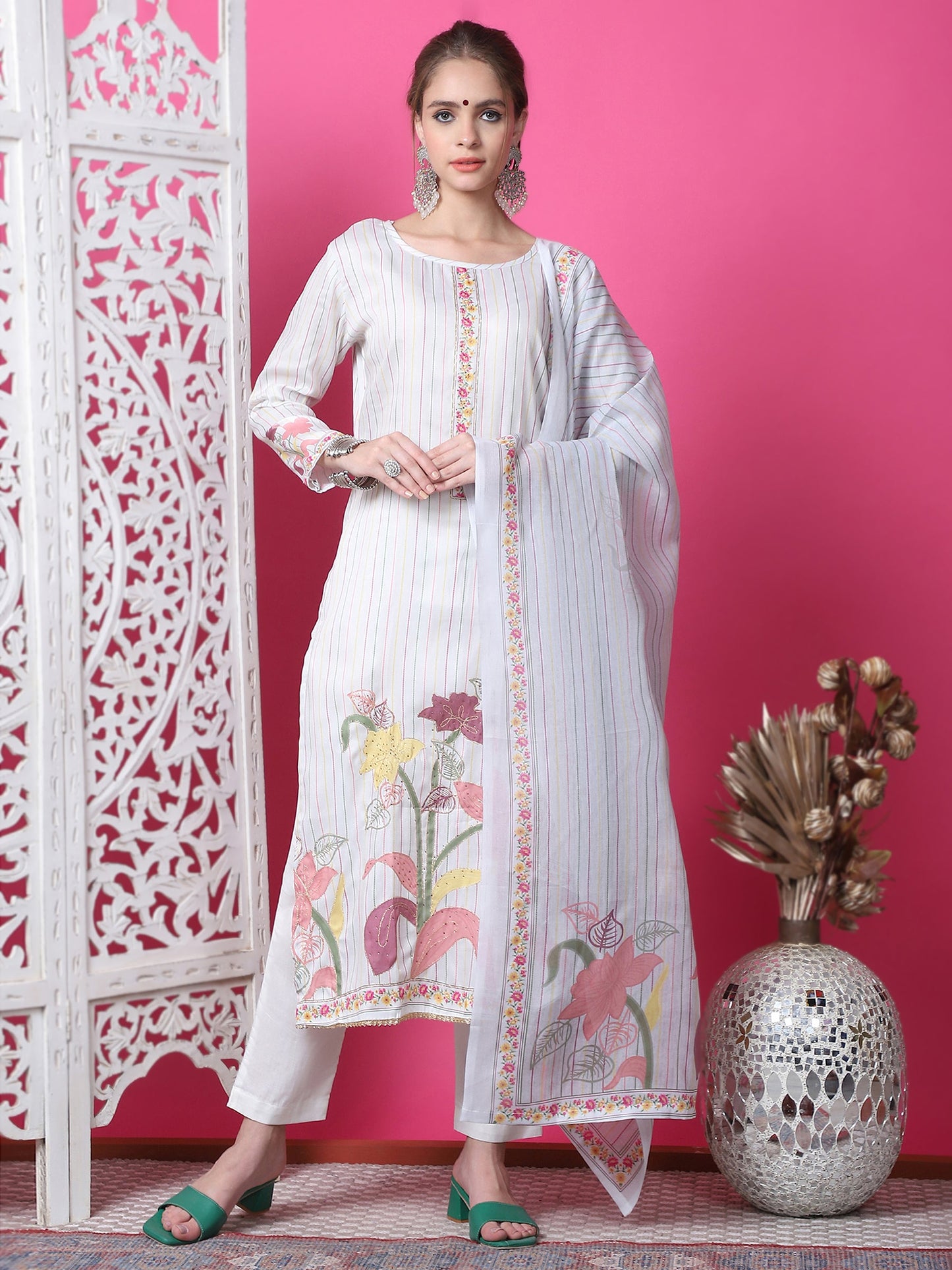 Jyoti Fashion Women's Off White Cotton Geometric Digital Print with Jari & Crystal Kurta with Trouser & Dupatta | Swadesiicart