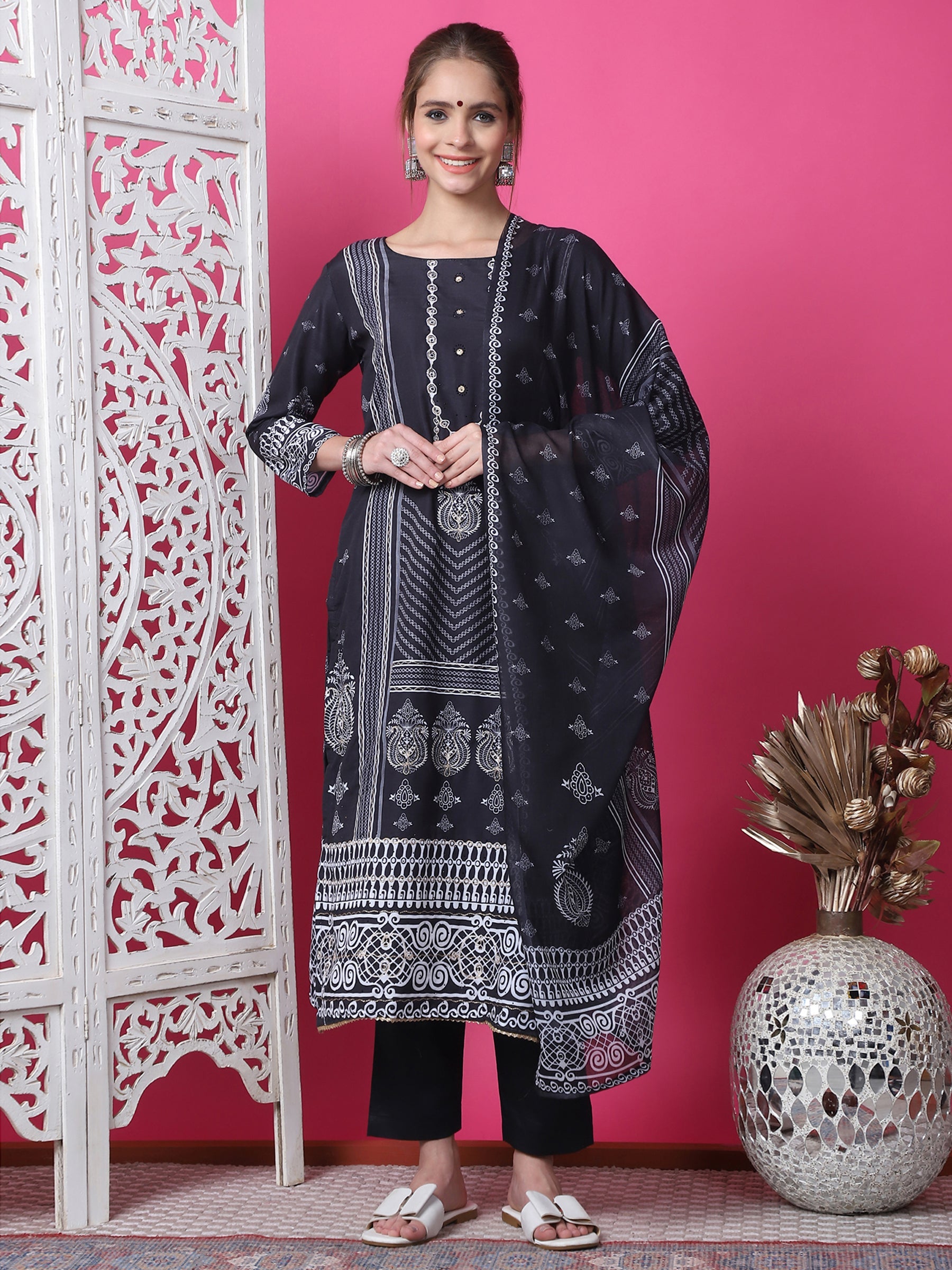 Jyoti Fashion Women's Black Cotton Geometric Digital Print with Jari & Crystal Kurta with Trouser & Dupatta | Swadesiicart