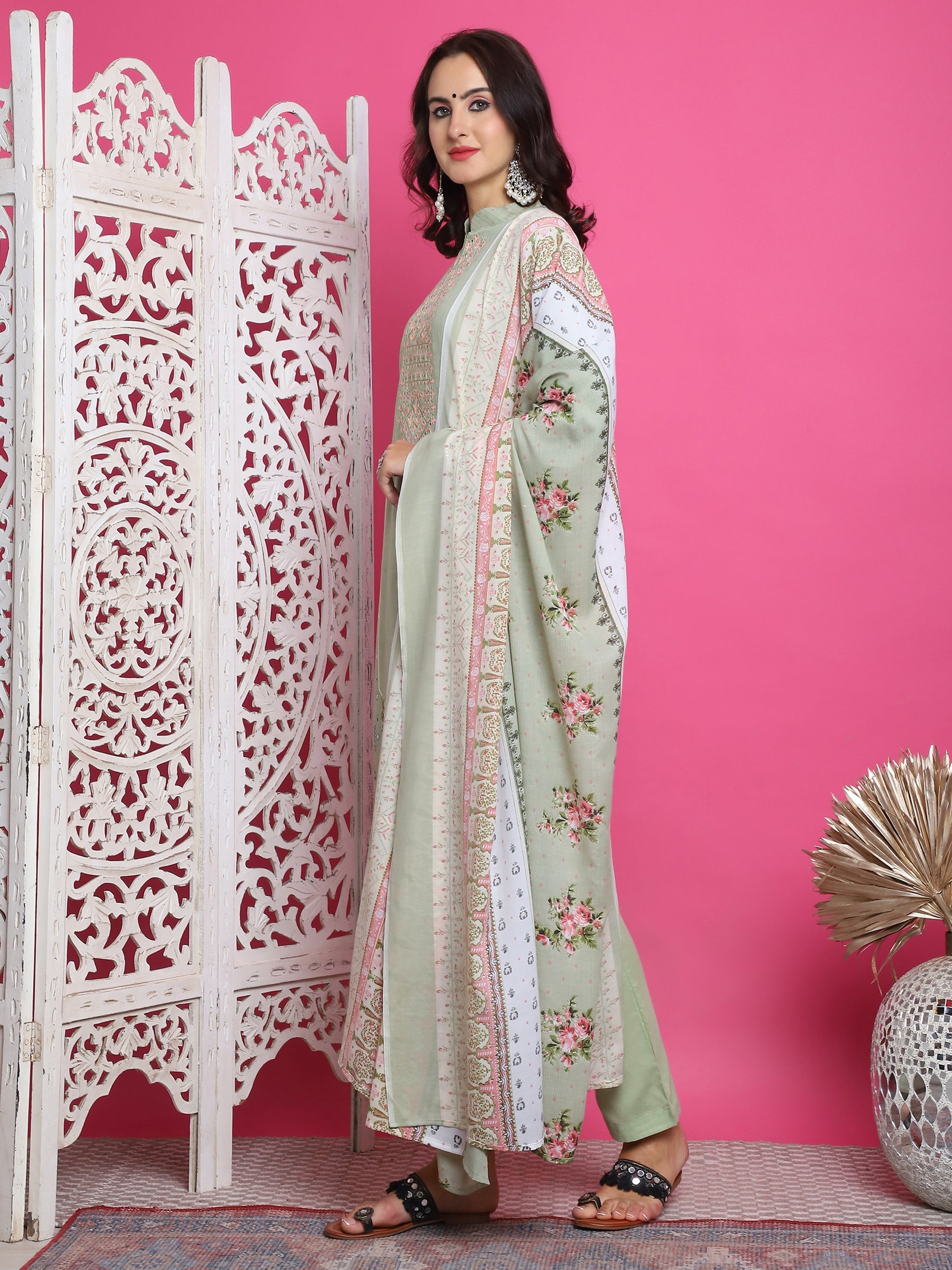 Jyoti Fashion Women's Green Cotton Floral Digital Print with Resham Thread Work Kurta with Trouser & Dupatta | Swadesiicart