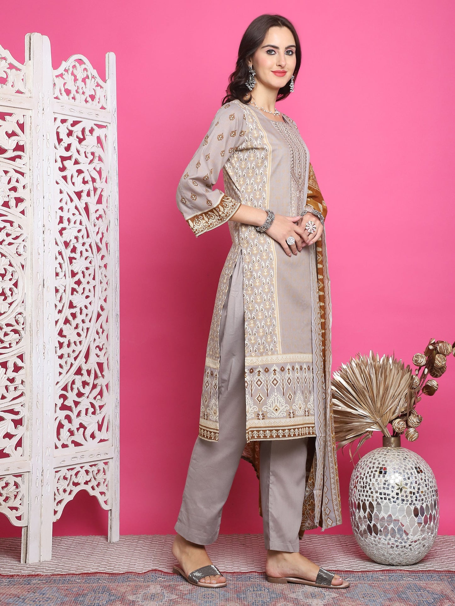 Jyoti Fashion Women's Grey Cotton Floral Digital Print with Resham Thread Work Kurta with Trouser & Dupatta | Swadesiicart