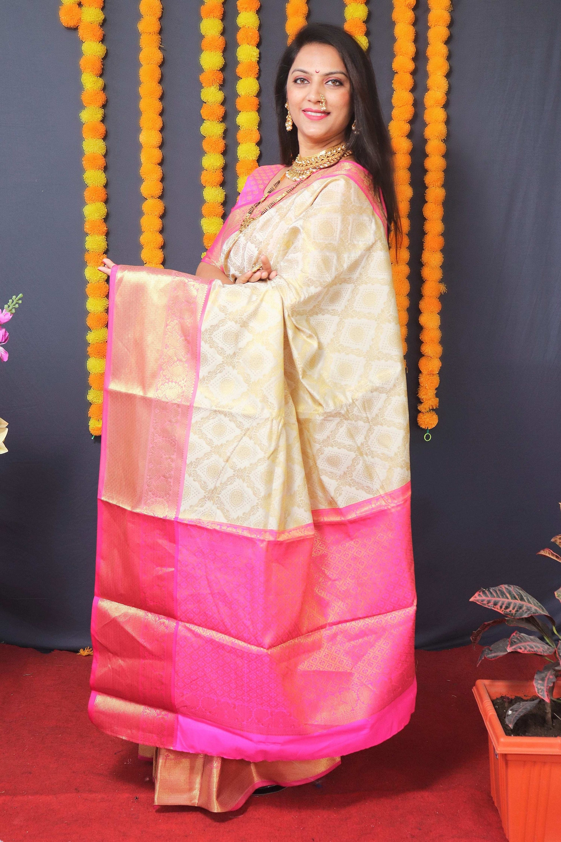 Jyoti Fashion Women's Off White Kanchipuram Silk Zari Woven Saree with Blouse | Swadesiicart
