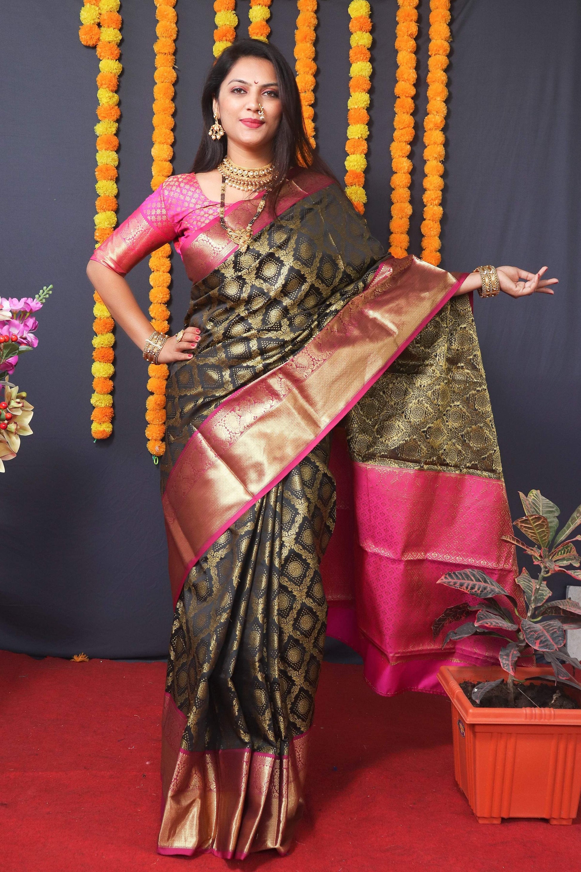 Jyoti Fashion Women's Black Kanchipuram Silk Zari Woven Saree with Blouse | Swadesiicart