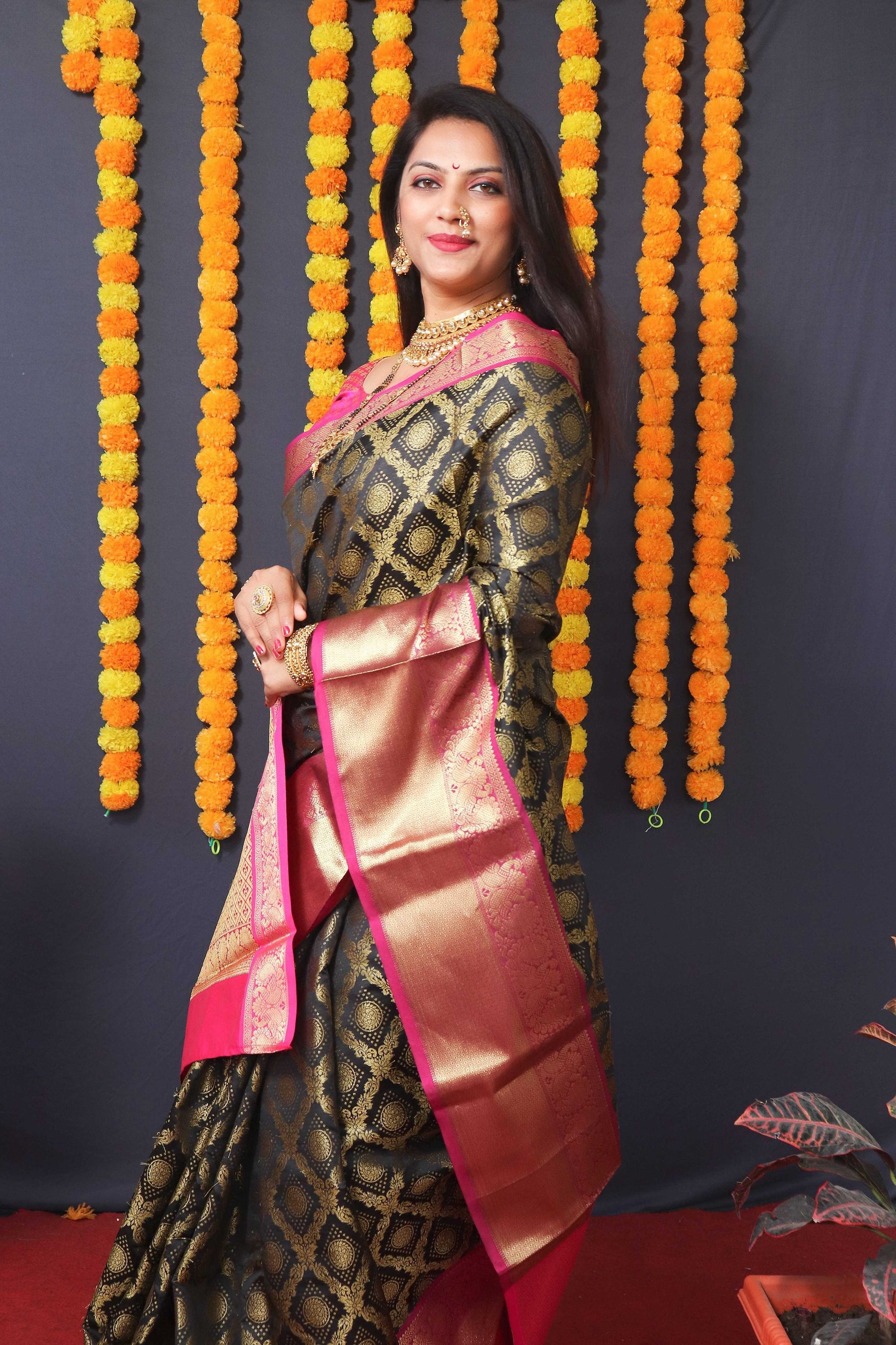 Jyoti Fashion Women's Black Kanchipuram Silk Zari Woven Saree with Blouse | Swadesiicart
