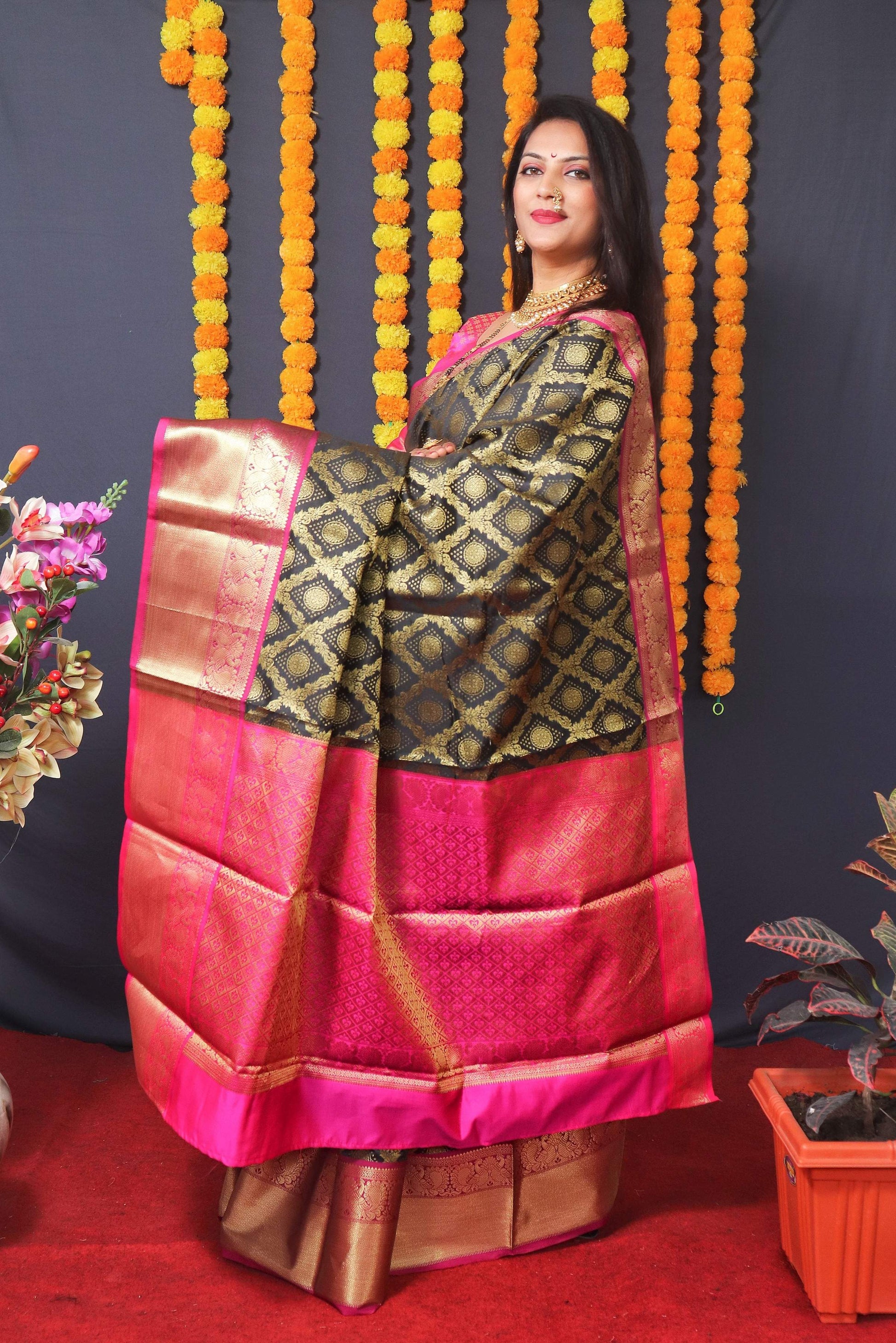 Jyoti Fashion Women's Black Kanchipuram Silk Zari Woven Saree with Blouse | Swadesiicart