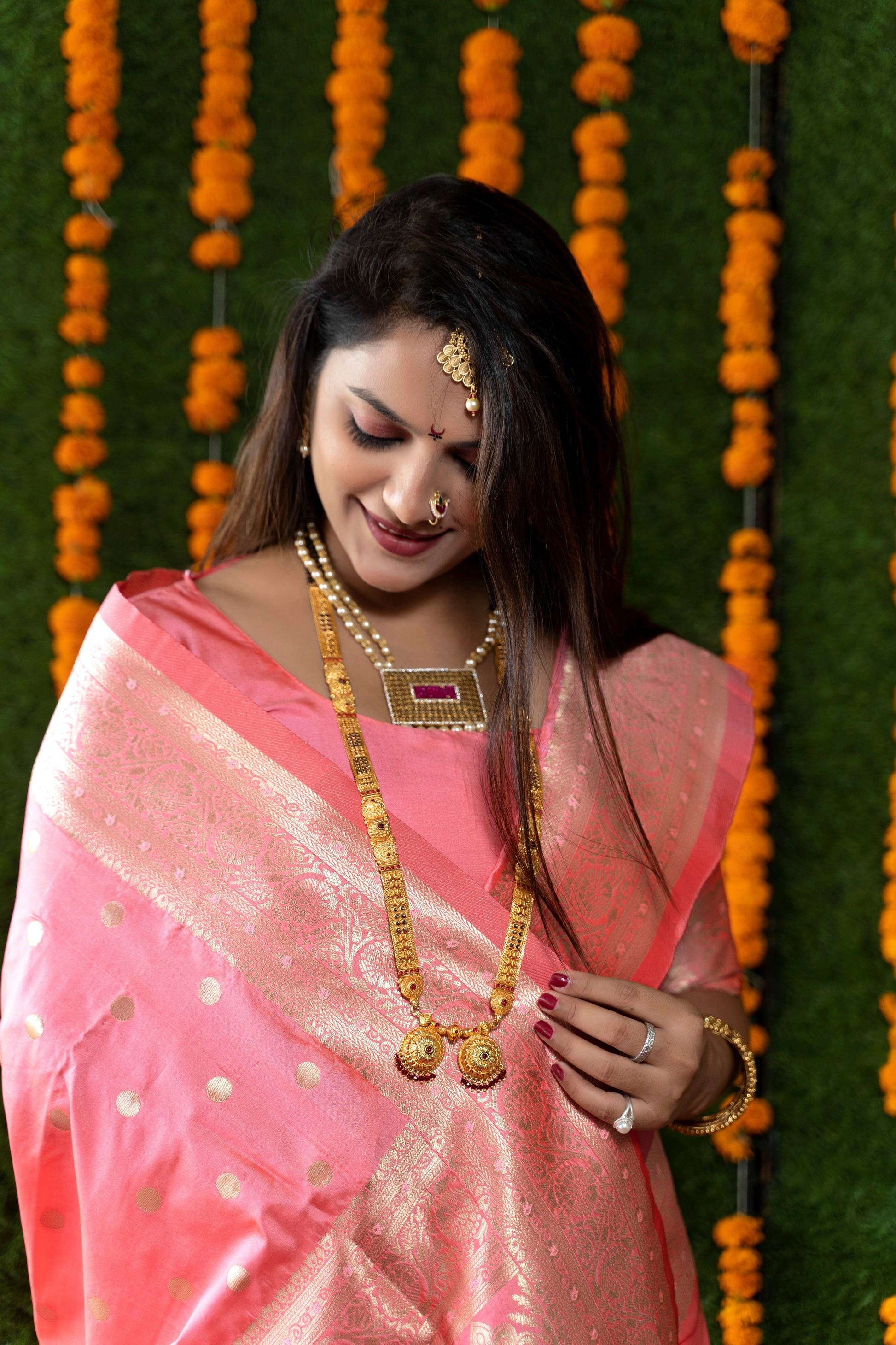 Jyoti Fashion Women's Peach Handloom Banarasi Silk Zari Woven Saree with Blouse | Swadesiicart