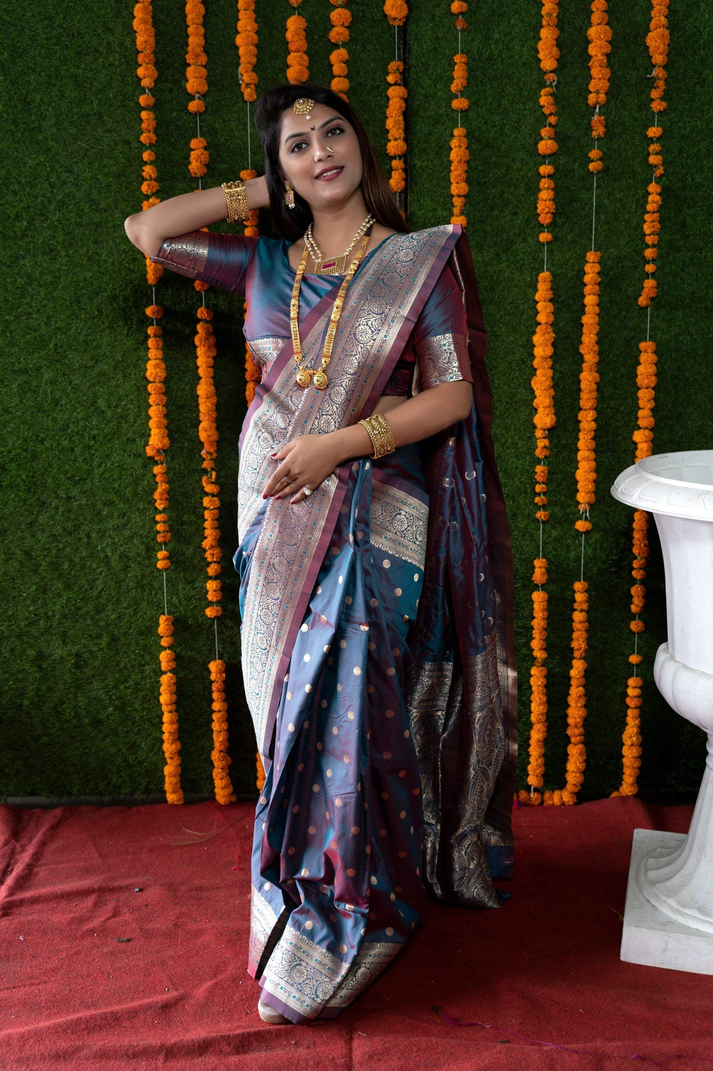 Jyoti Fashion Women's Grey Handloom Banarasi Silk Zari Woven Saree with Blouse | Swadesiicart