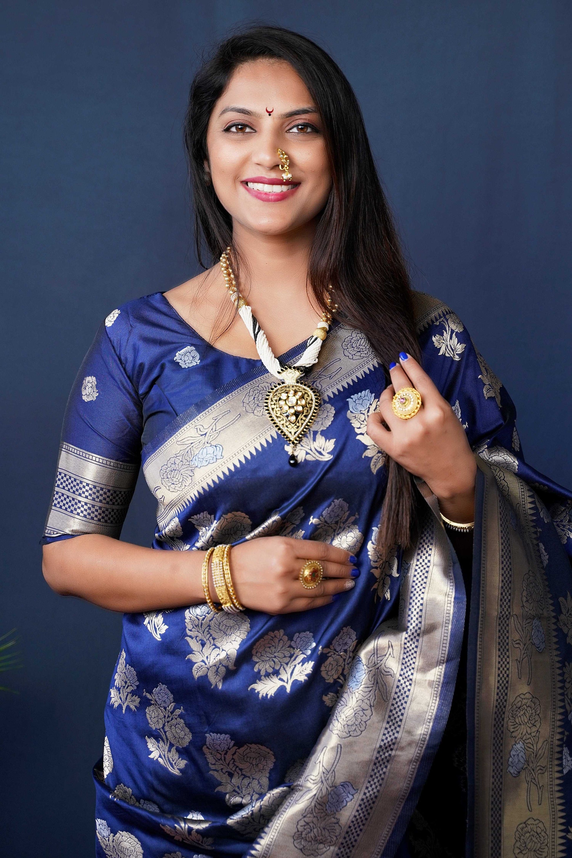 Jyoti Fashion Women's Navy Blue Handloom Banarasi Silk Zari Woven Saree with Blouse | Swadesiicart