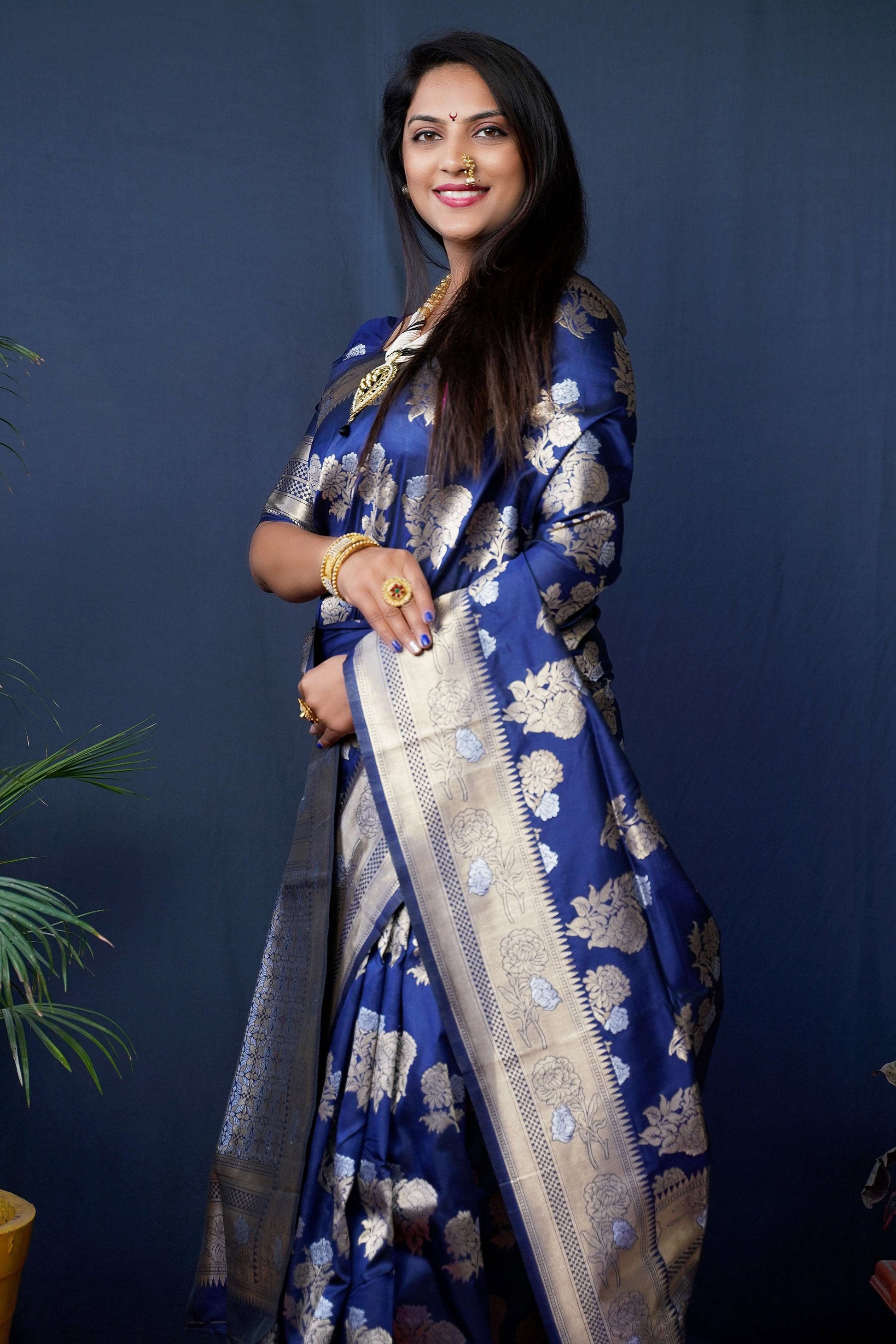Jyoti Fashion Women's Navy Blue Handloom Banarasi Silk Zari Woven Saree with Blouse | Swadesiicart