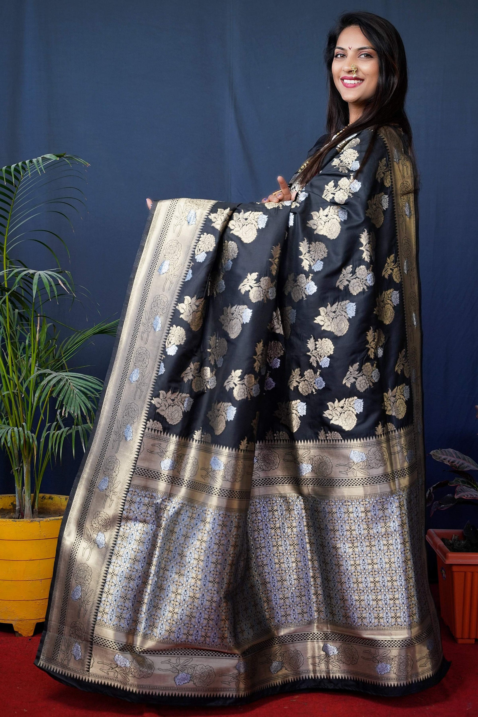 Jyoti Fashion Women's Black Handloom Banarasi Silk Zari Woven Saree with Blouse | Swadesiicart