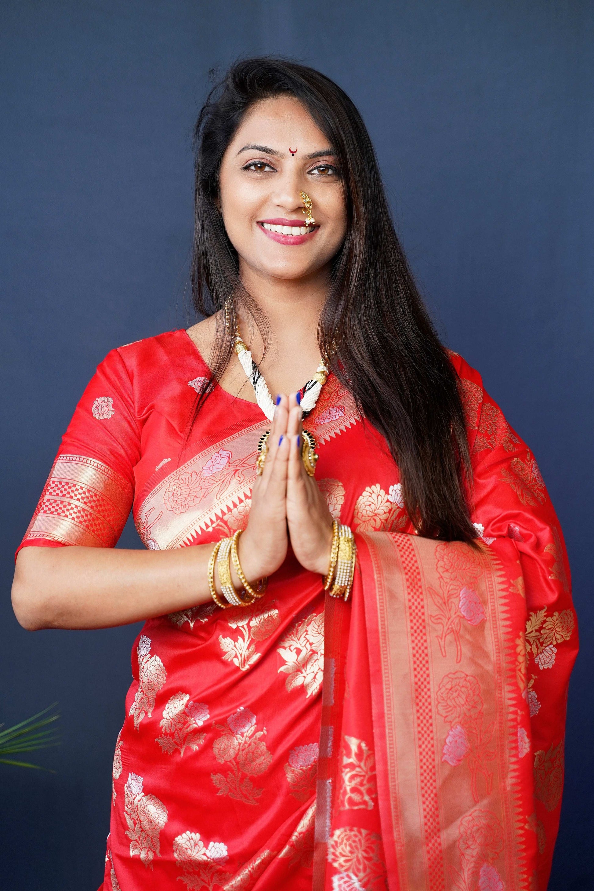 Jyoti Fashion Women's Red Handloom Banarasi Silk Zari Woven Saree with Blouse | Swadesiicart