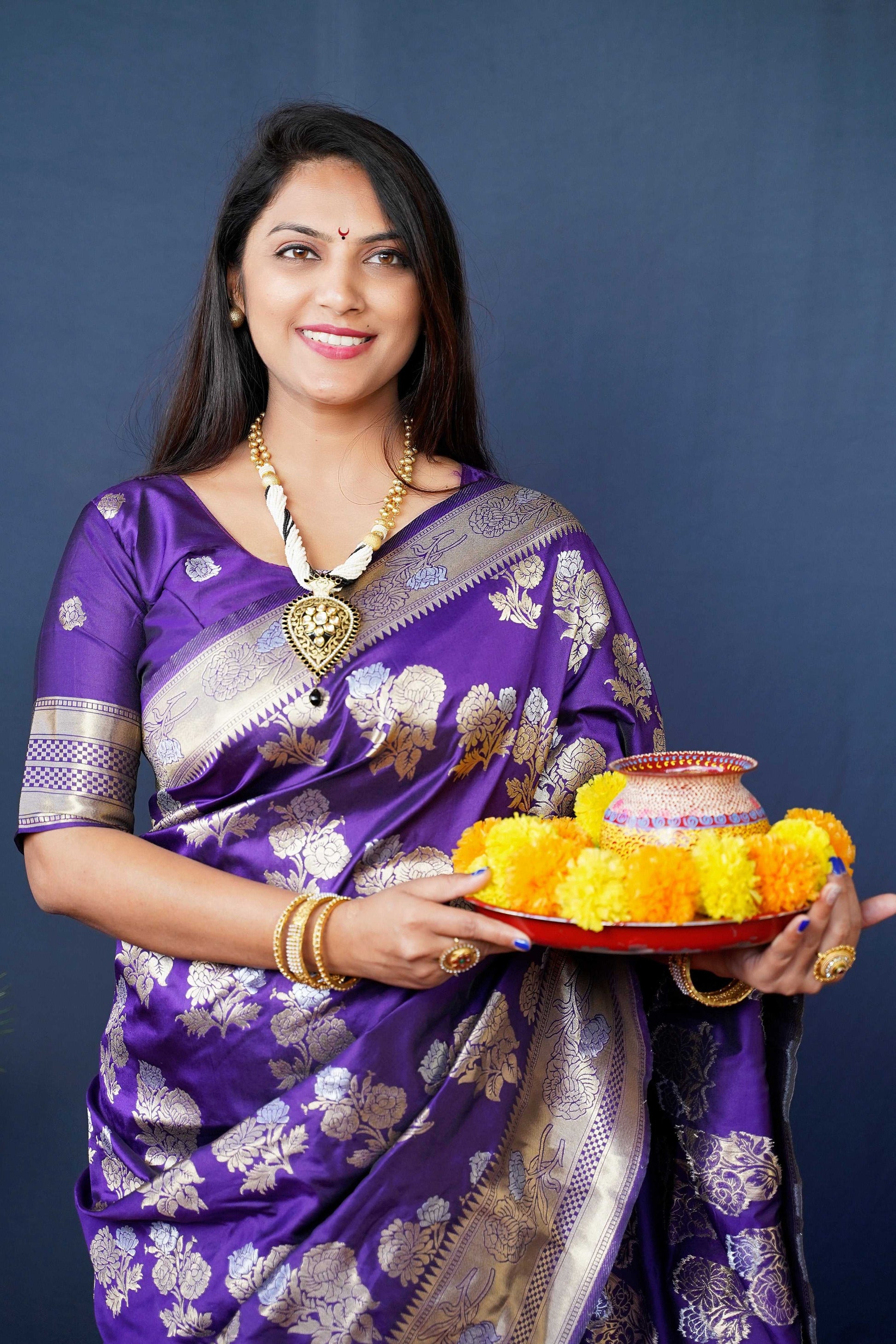 Jyoti Fashion Women's Purple Handloom Banarasi Silk Zari Woven Saree with Blouse | Swadesiicart