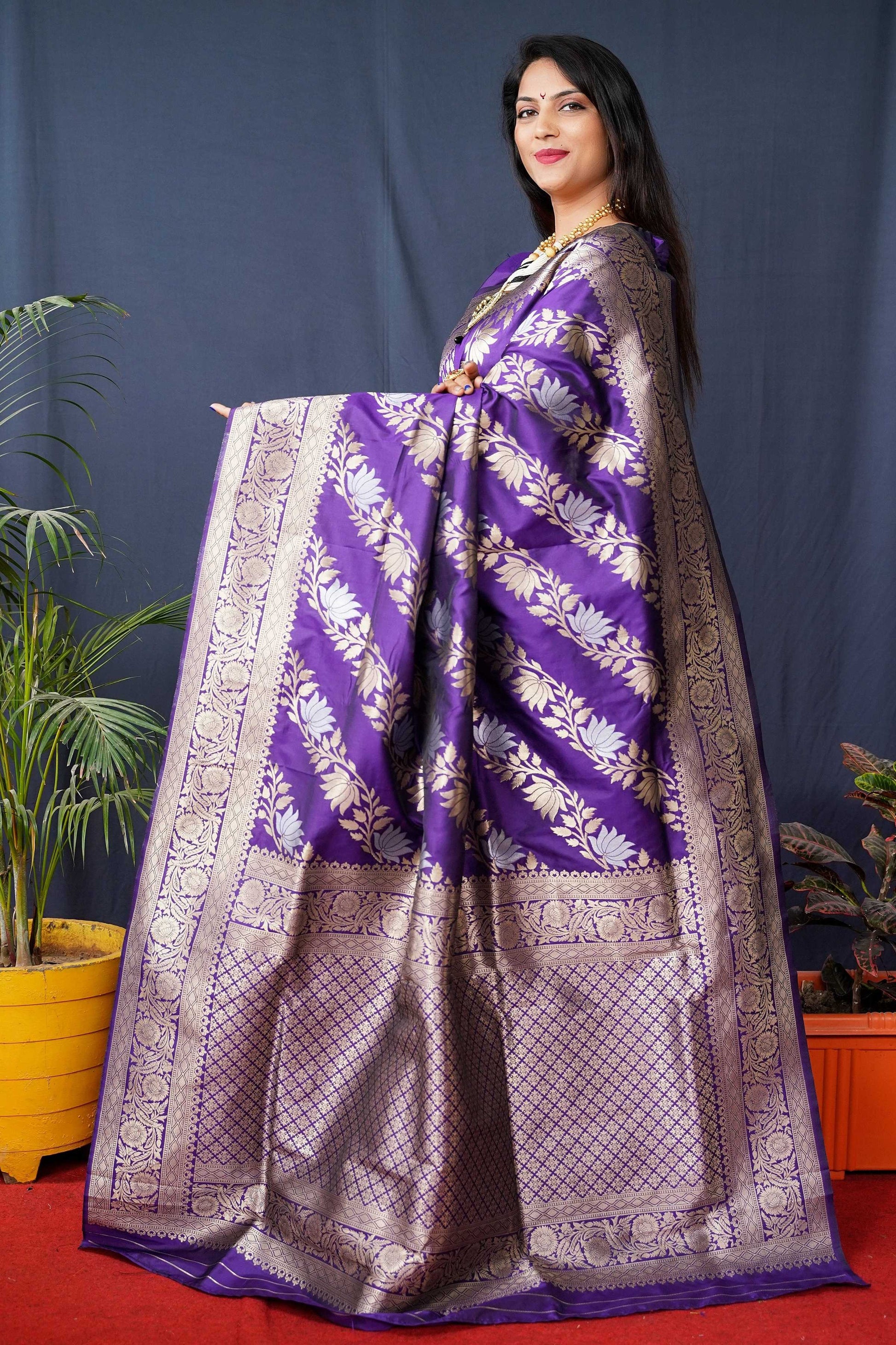 Jyoti Fashion Women's Purple Handloom Banarasi Silk Zari Woven Saree with Blouse | Swadesiicart