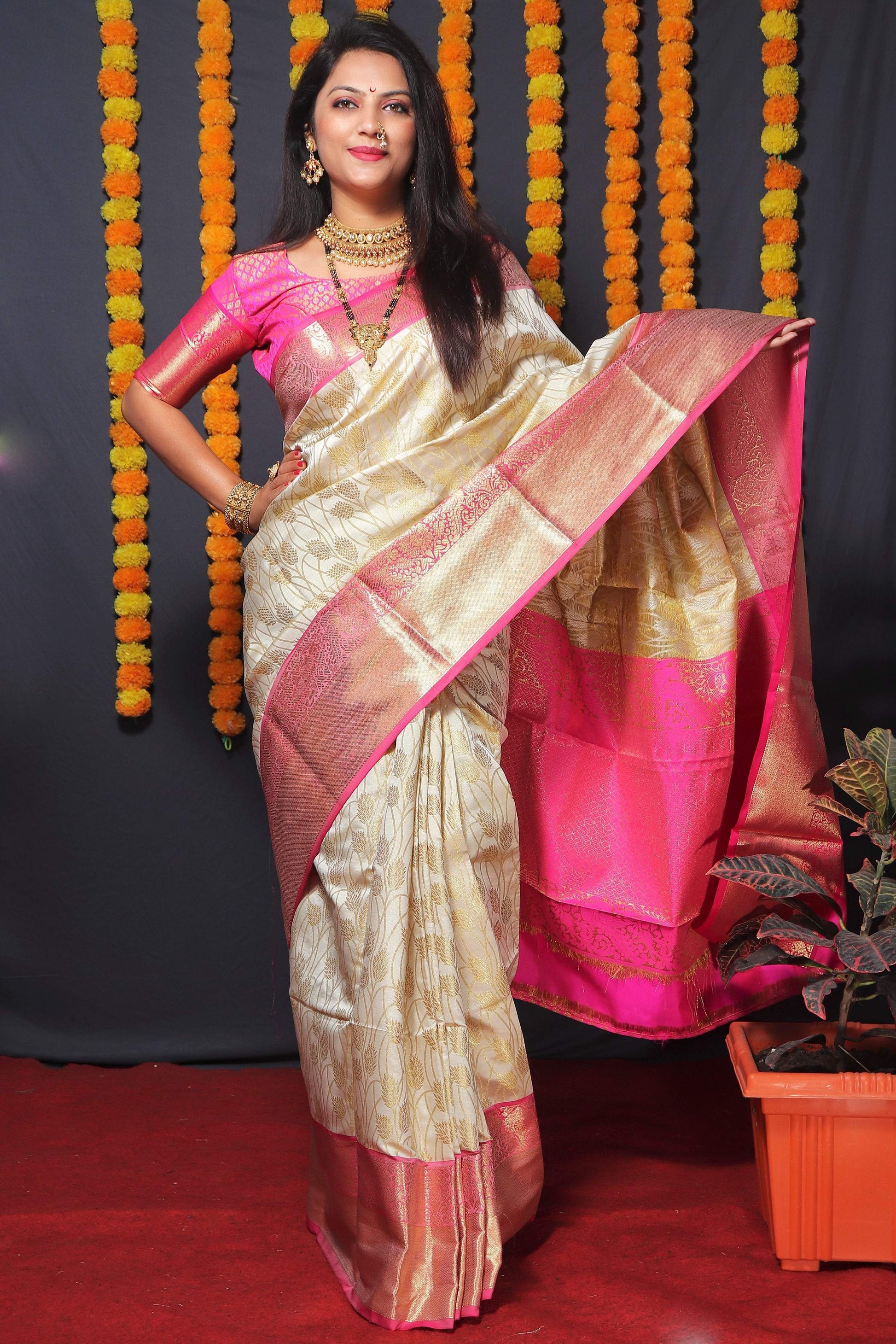 Jyoti Fashion Women's Off White Kanchipuram Silk Zari Woven Saree with Blouse | Swadesiicart
