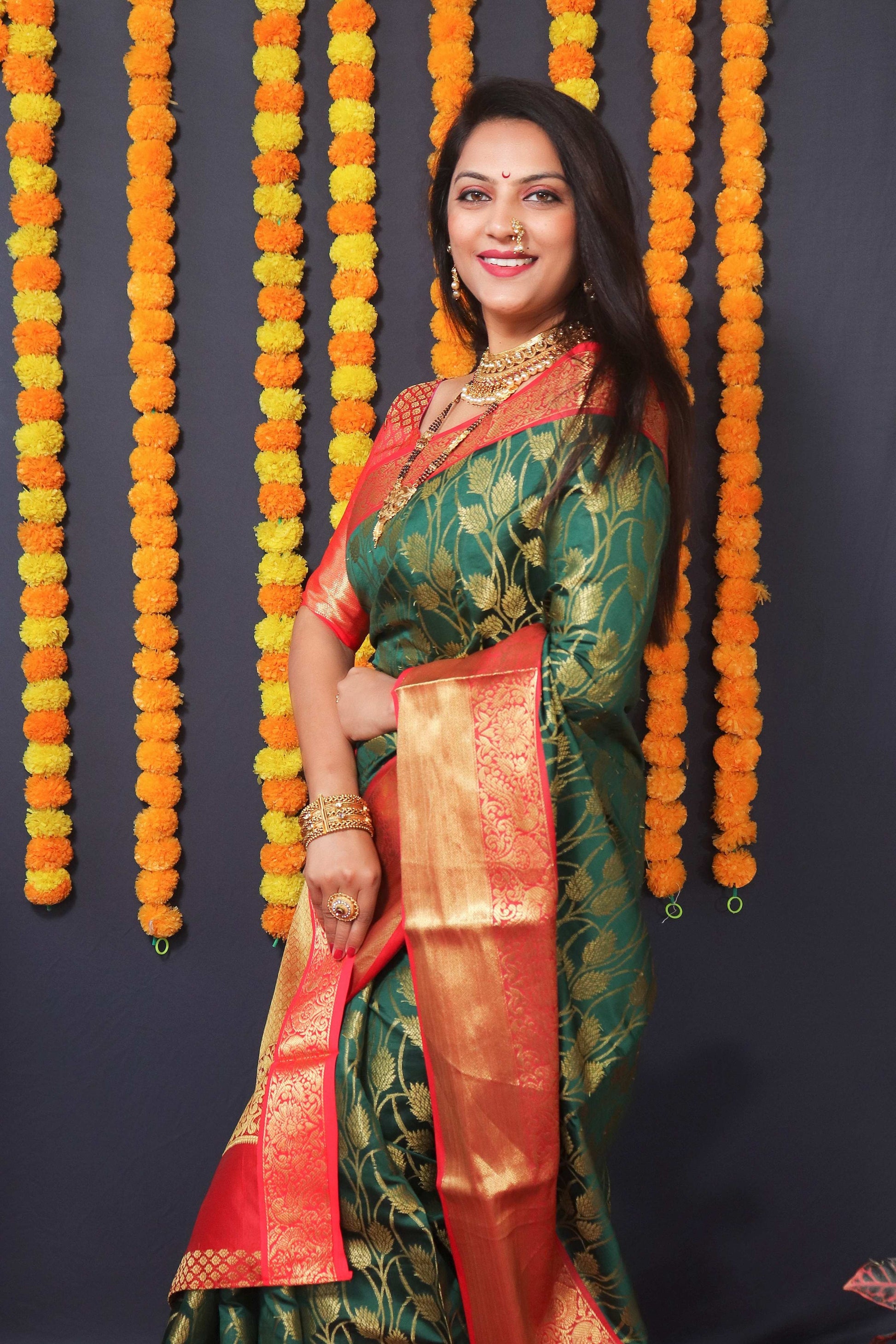 Jyoti Fashion Women's Green Kanchipuram Silk Zari Woven Saree with Blouse | Swadesiicart