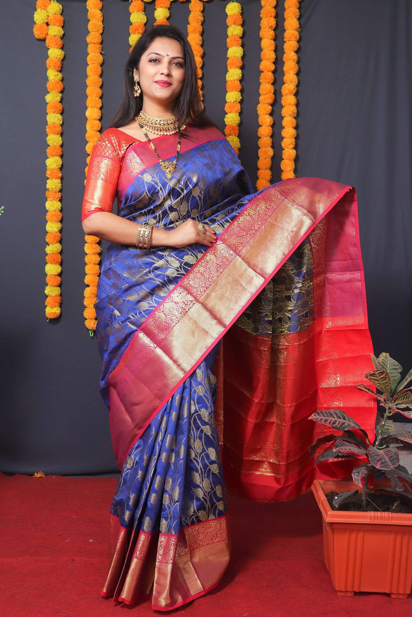 Jyoti Fashion Women's Blue Kanchipuram Silk Zari Woven Saree with Blouse | Swadesiicart