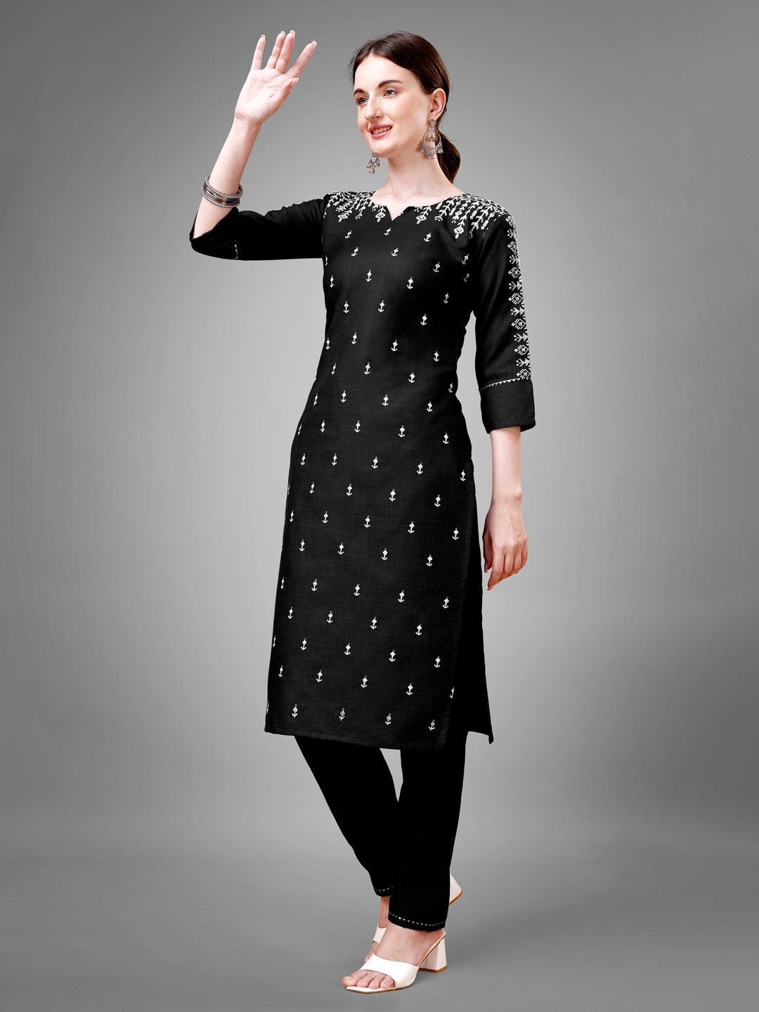 Jyoti Fashion Women's Black Cotton Blend Sequins with Embroidered Kurta Set | Swadesiicart