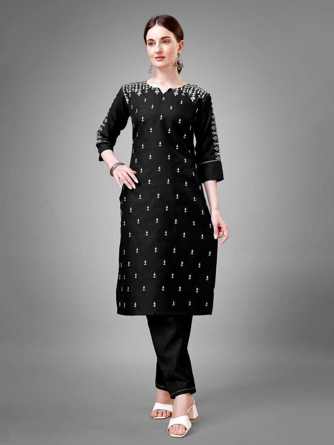 Jyoti Fashion Women's Black Cotton Blend Sequins with Embroidered Kurta Set | Swadesiicart