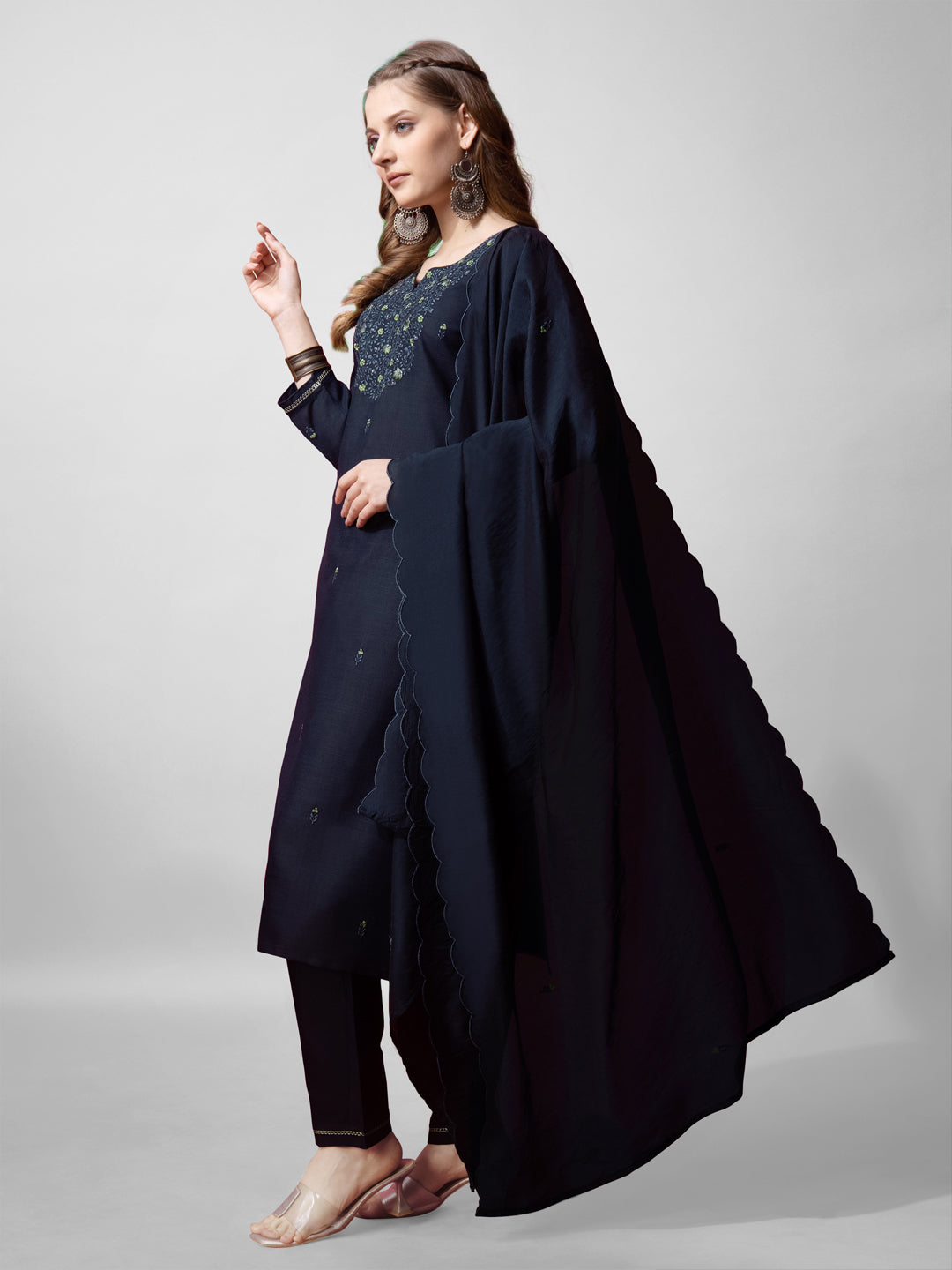 Jyoti Fashion Women's Navy Blue Cotton Blend Embroidered Kurta Set | Swadesiicart