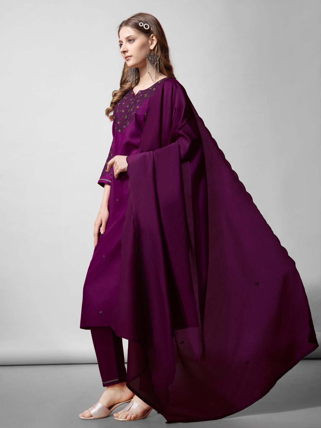 Jyoti Fashion Women's Purple Cotton Blend Embroidered Kurta Set | Swadesiicart
