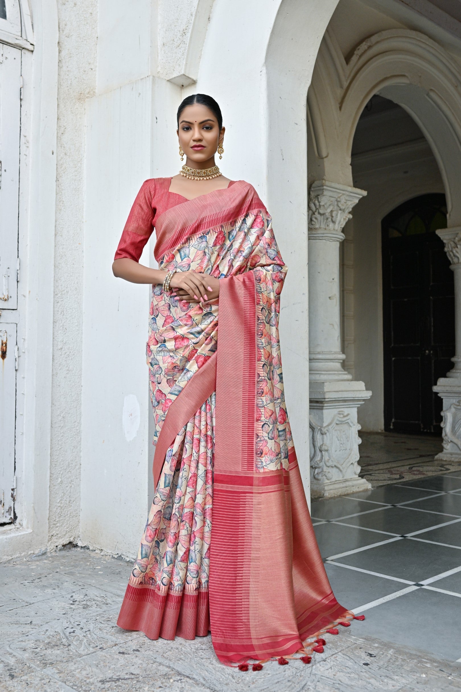 Jyoti Fashion Women's Peach Tussar Silk Zari Woven Traditional Saree with Blouse | Swadesiicart