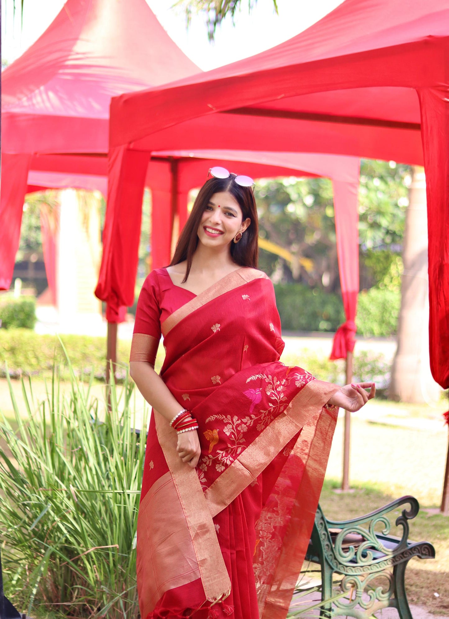 Jyoti Fashion Women's Red Linen Silk Zari Woven Traditional Saree with Blouse | Swadesiicart