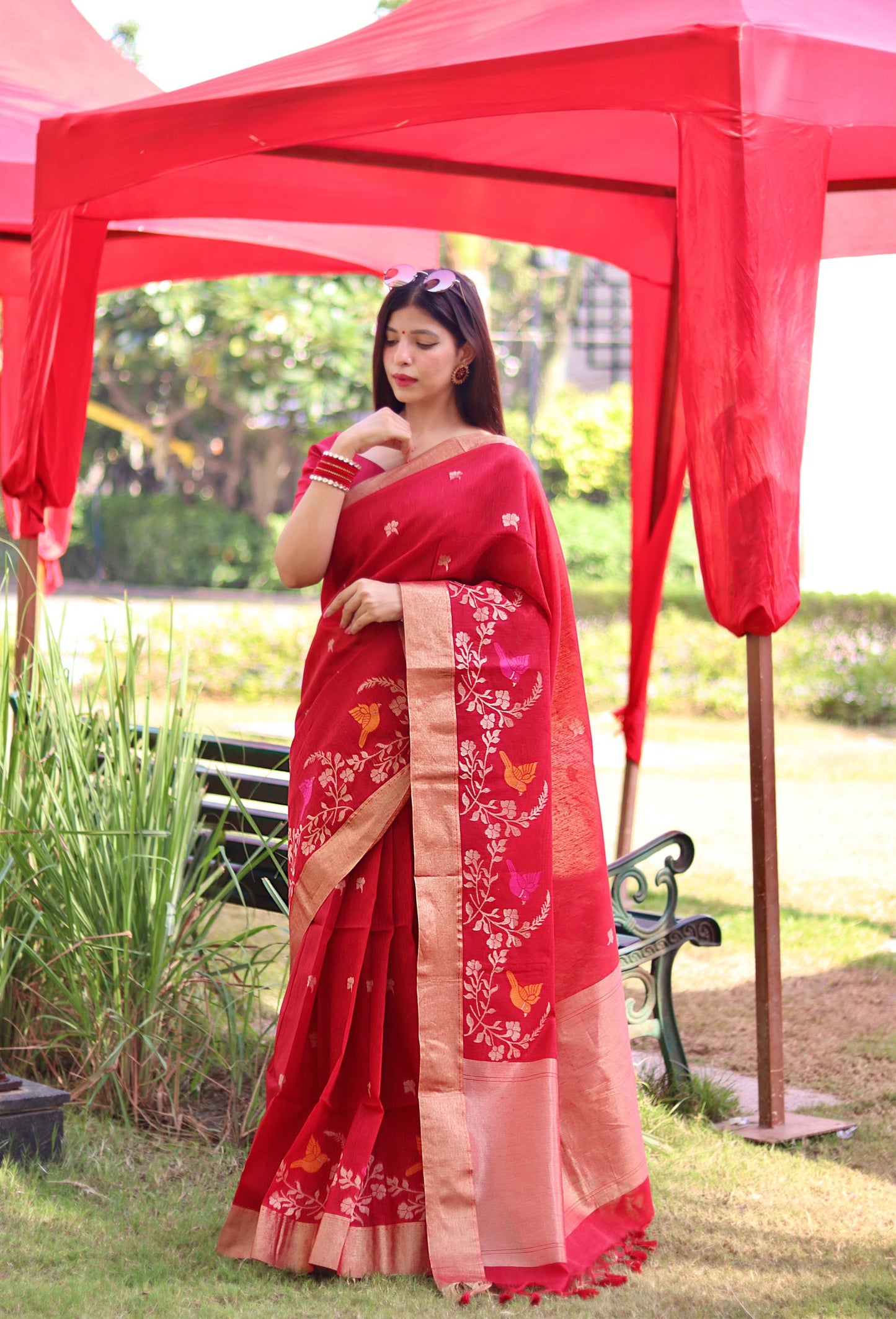 Jyoti Fashion Women's Red Linen Silk Zari Woven Traditional Saree with Blouse | Swadesiicart