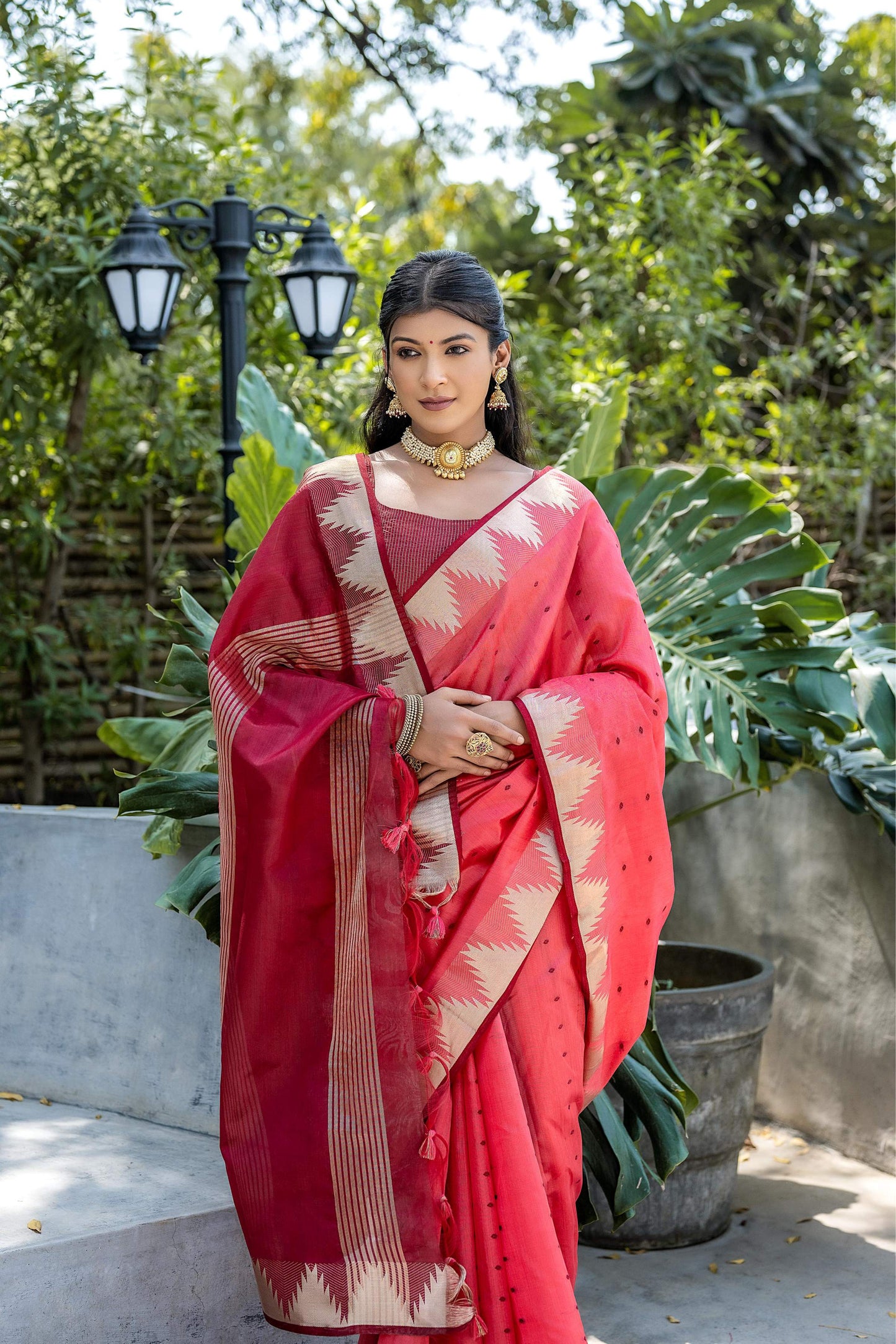 Jyoti Fashion Women's Coral Tussar Silk Temple Border with Zari Lining Traditional Saree with Blouse | Swadesiicart