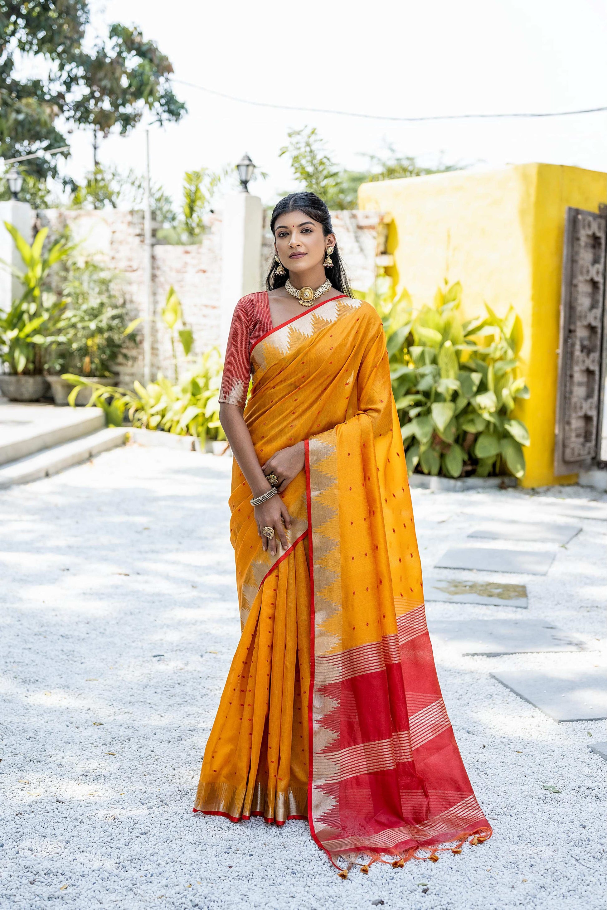 Jyoti Fashion Women's Mustard Tussar Silk Temple Border with Zari Lining Traditional Saree with Blouse | Swadesiicart