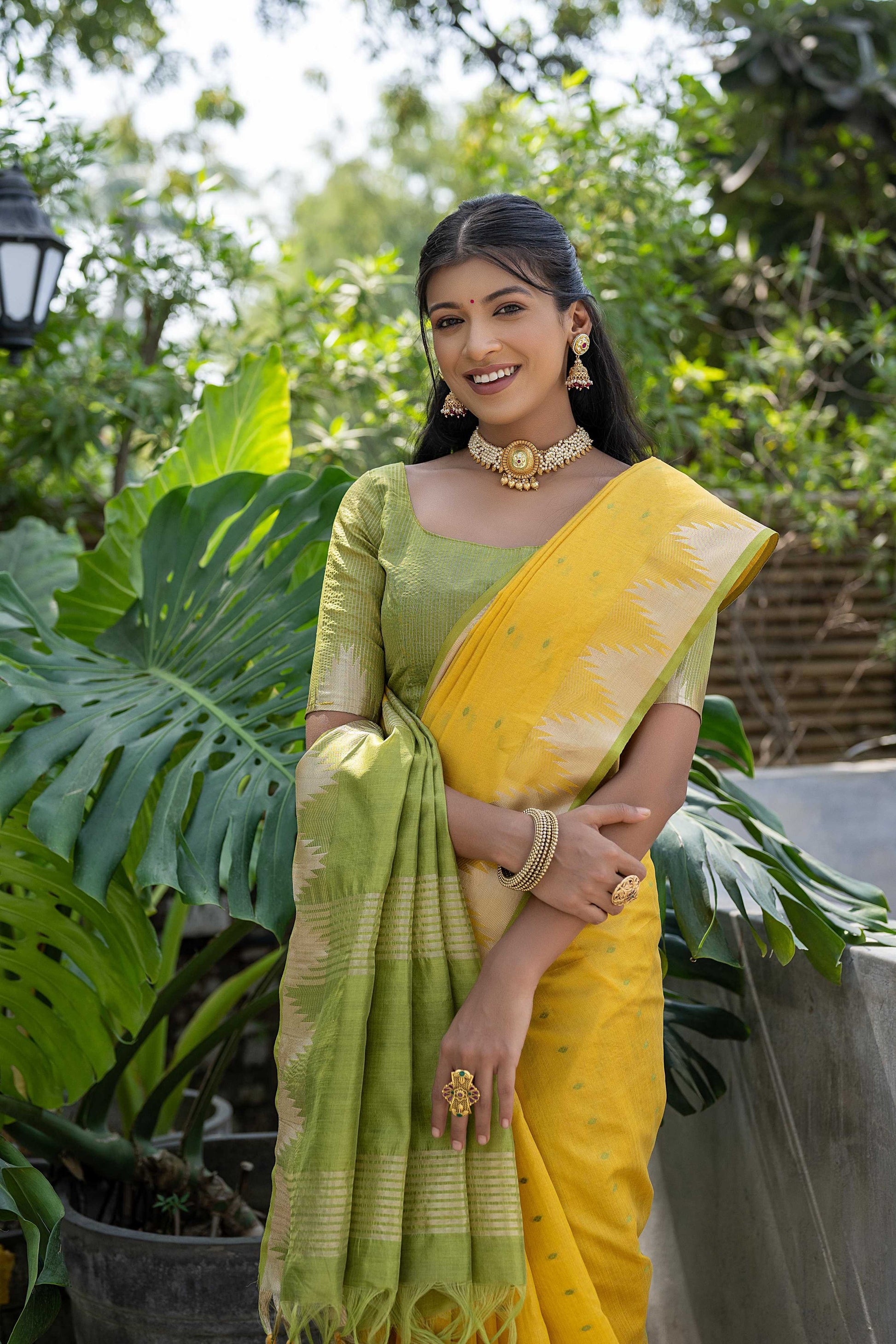 Jyoti Fashion Women's Yellow Tussar Silk Temple Border with Zari Lining Traditional Saree with Blouse | Swadesiicart
