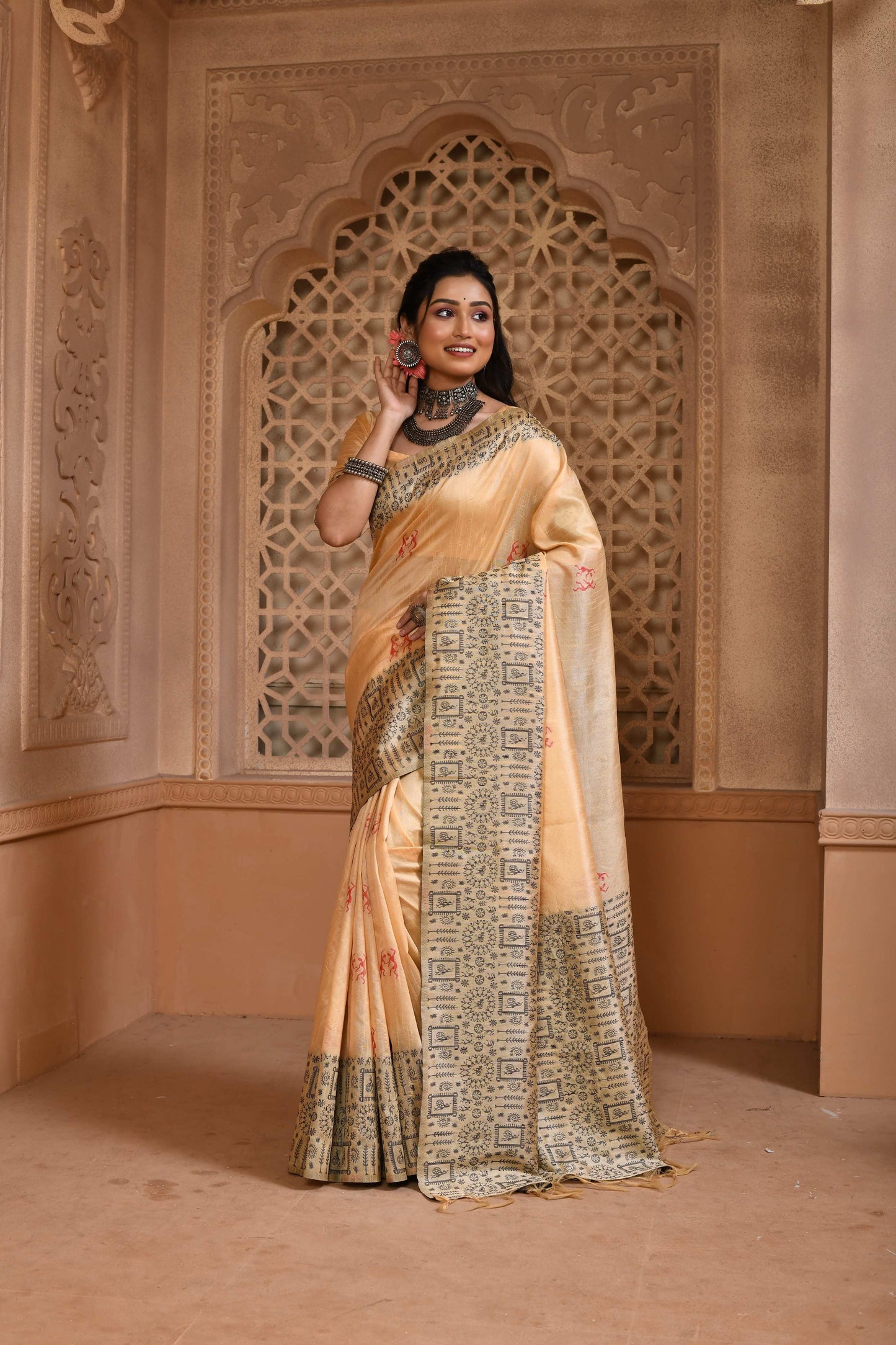 Jyoti Fashion Women's Cream Handloom Raw Silk Weaving Pallu Traditional Saree with Blouse | Swadesiicart